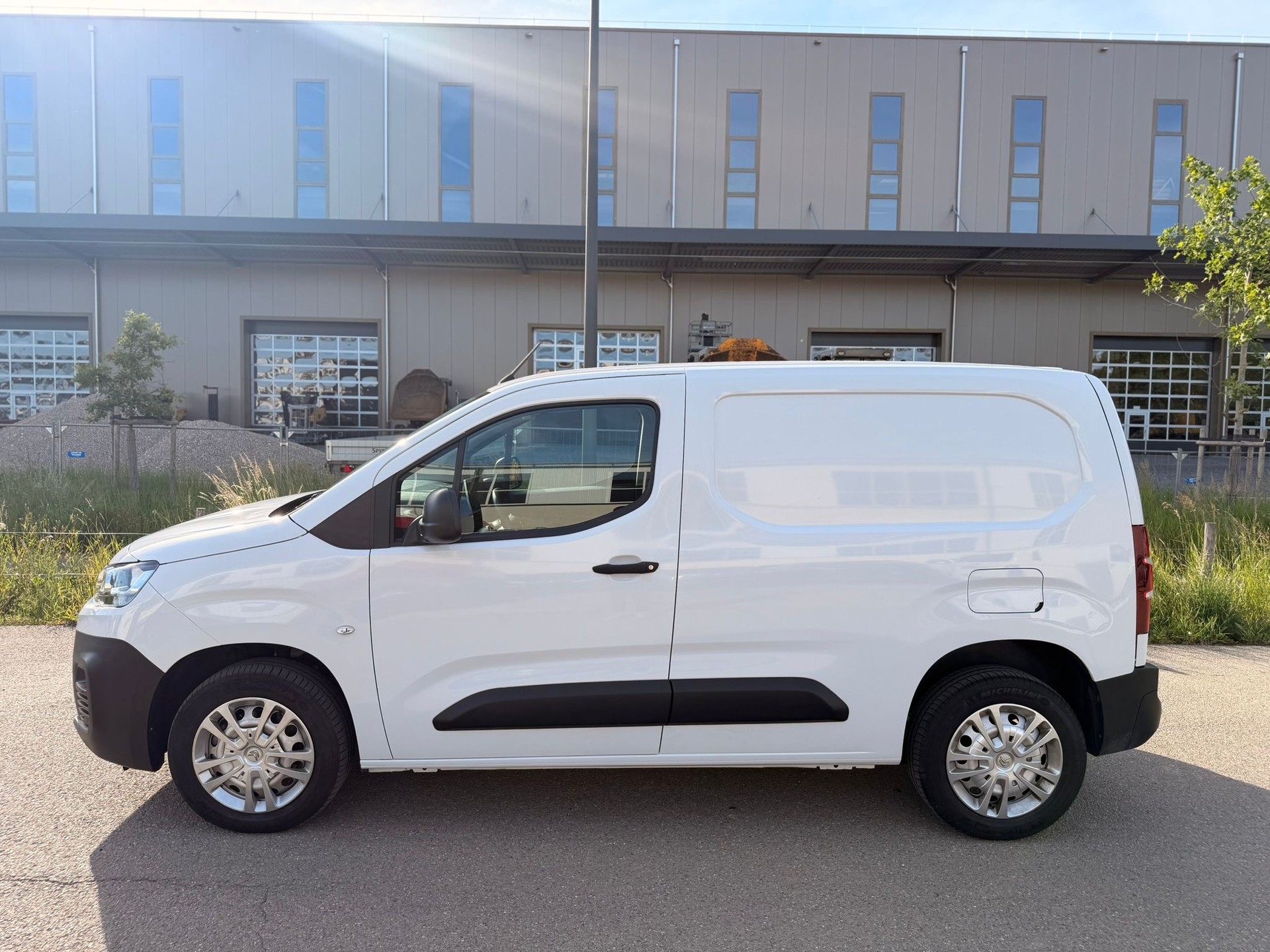 CITROEN Berlingo Van 1.5 Blue HDi 130 s/s EAT8-image-4