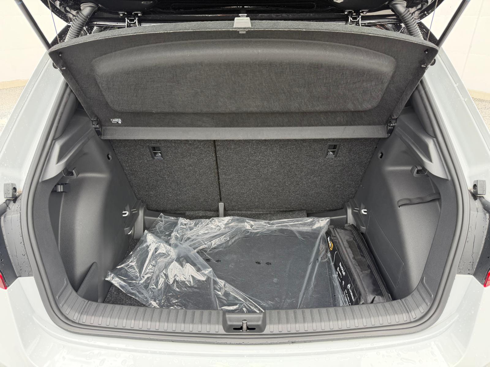 SKODA Fabia 1.0 TSI Monte Carlo DSG-image-11