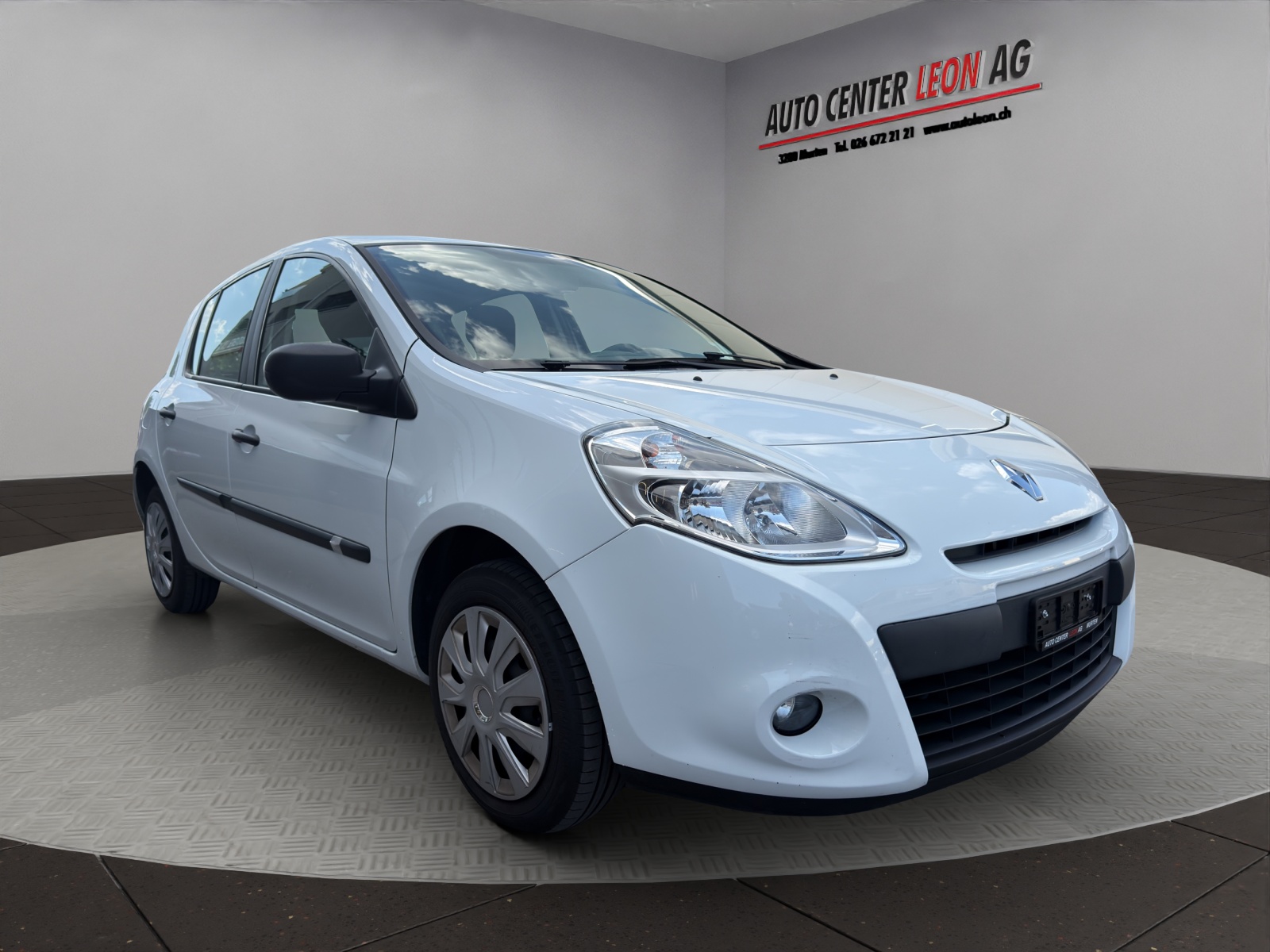 RENAULT Clio 1.2 16V Expression-image-7