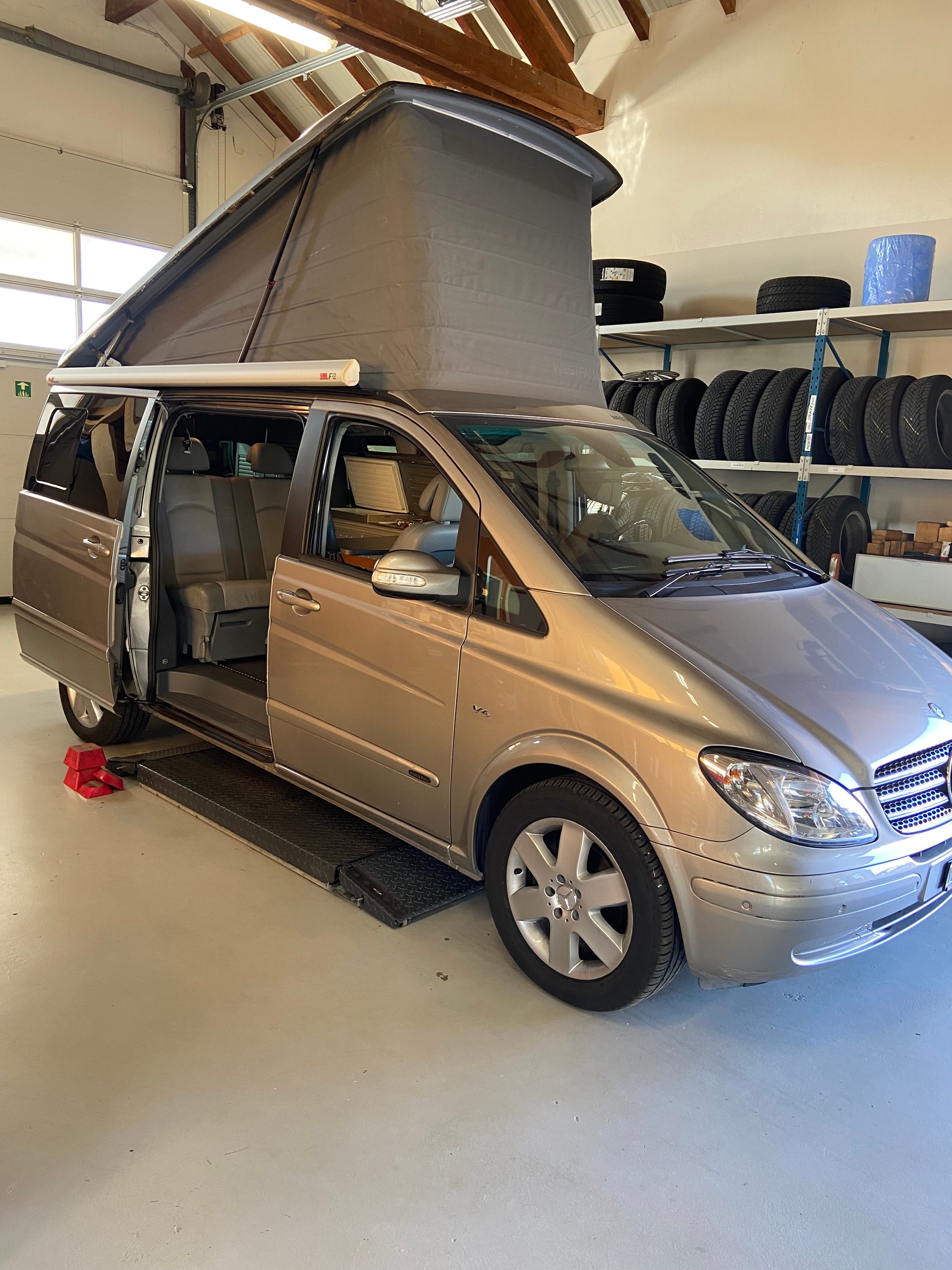 MERCEDES-BENZ MARCO POLO-image-1
