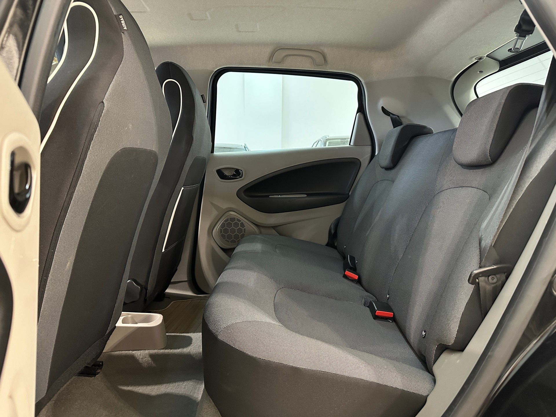 RENAULT Zoe Intens Q210-image-11