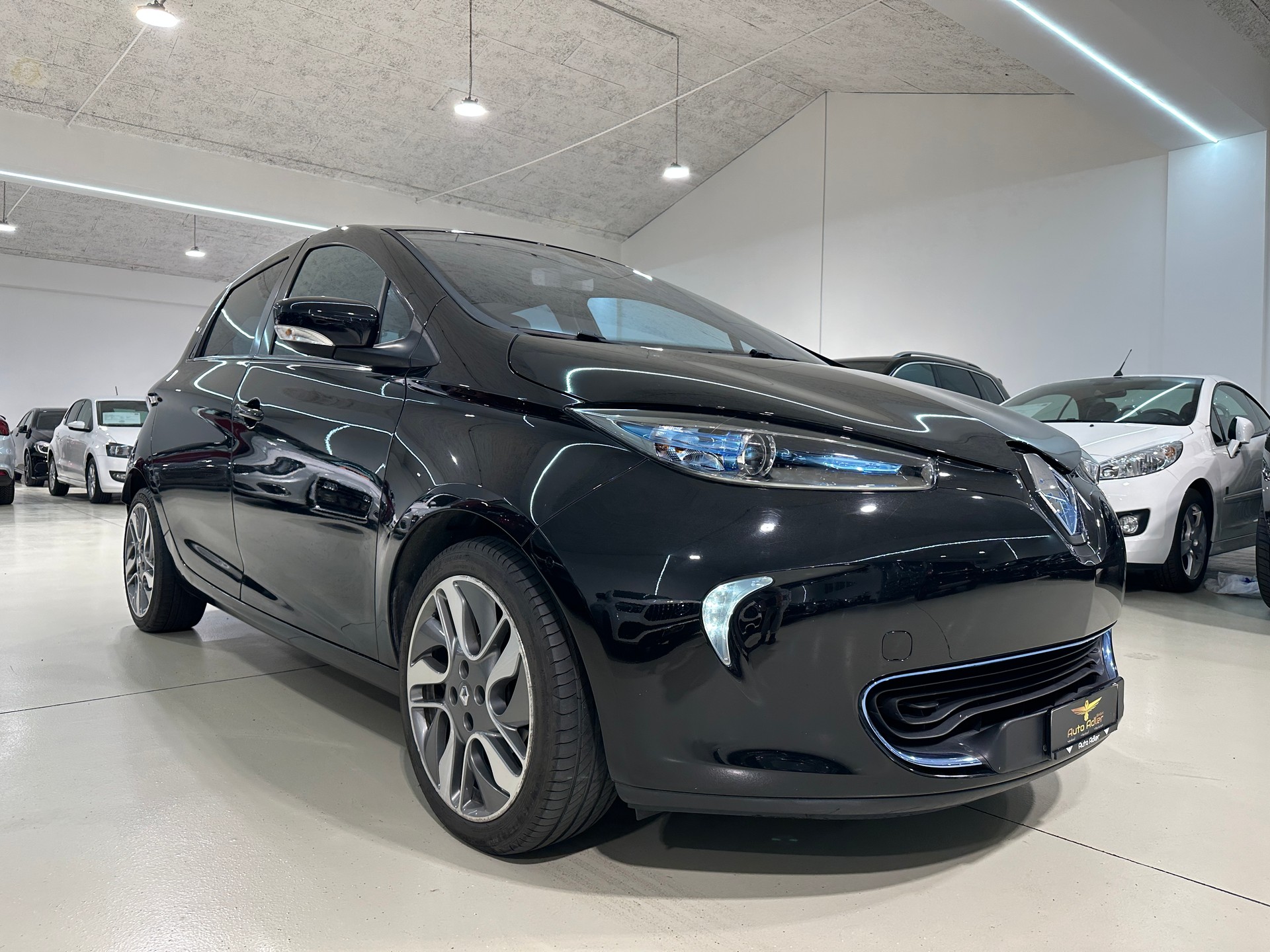 RENAULT Zoe Intens Q210-image-9