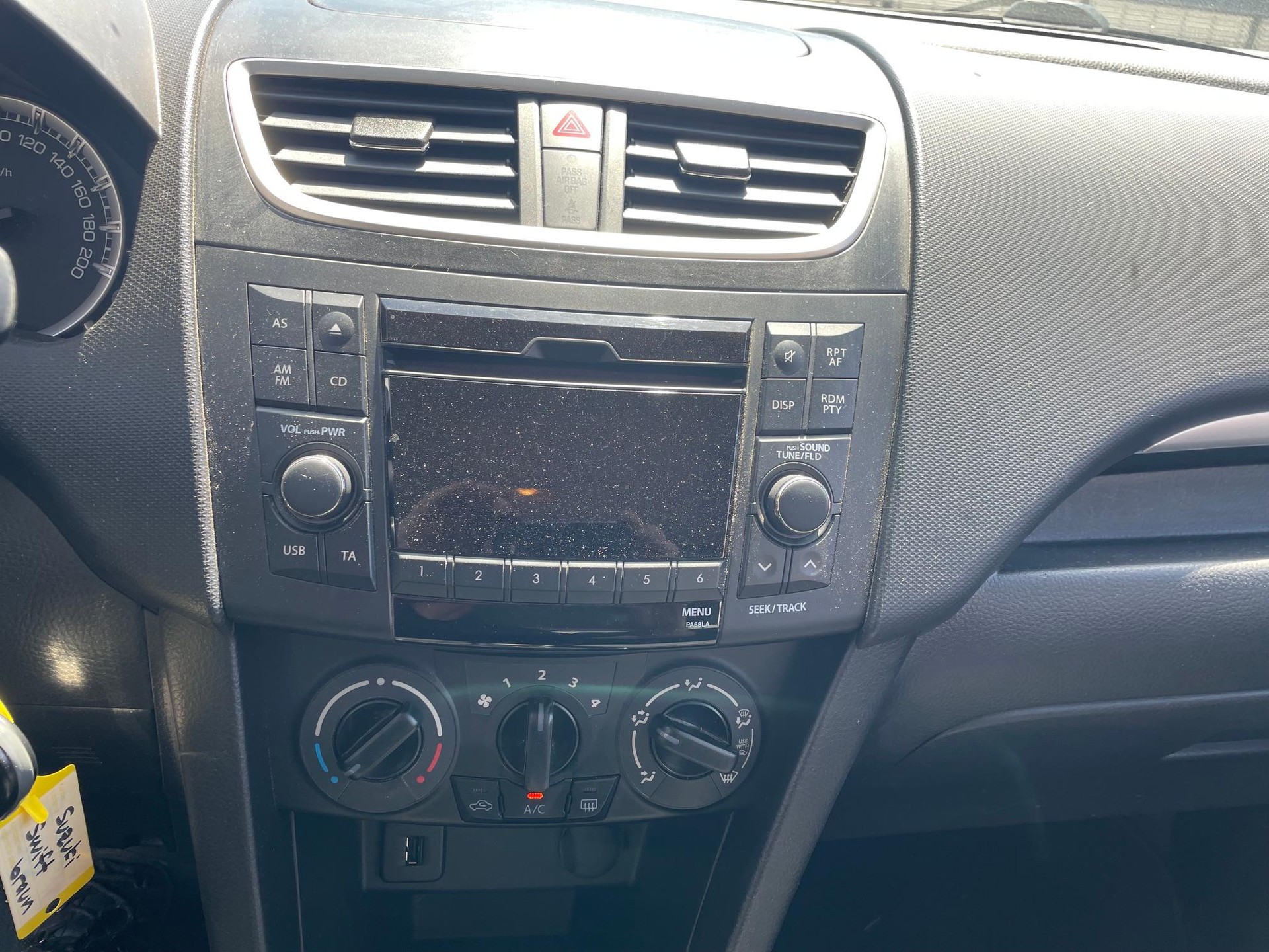 SUZUKI Swift 1.2 GL 4x4-image-5