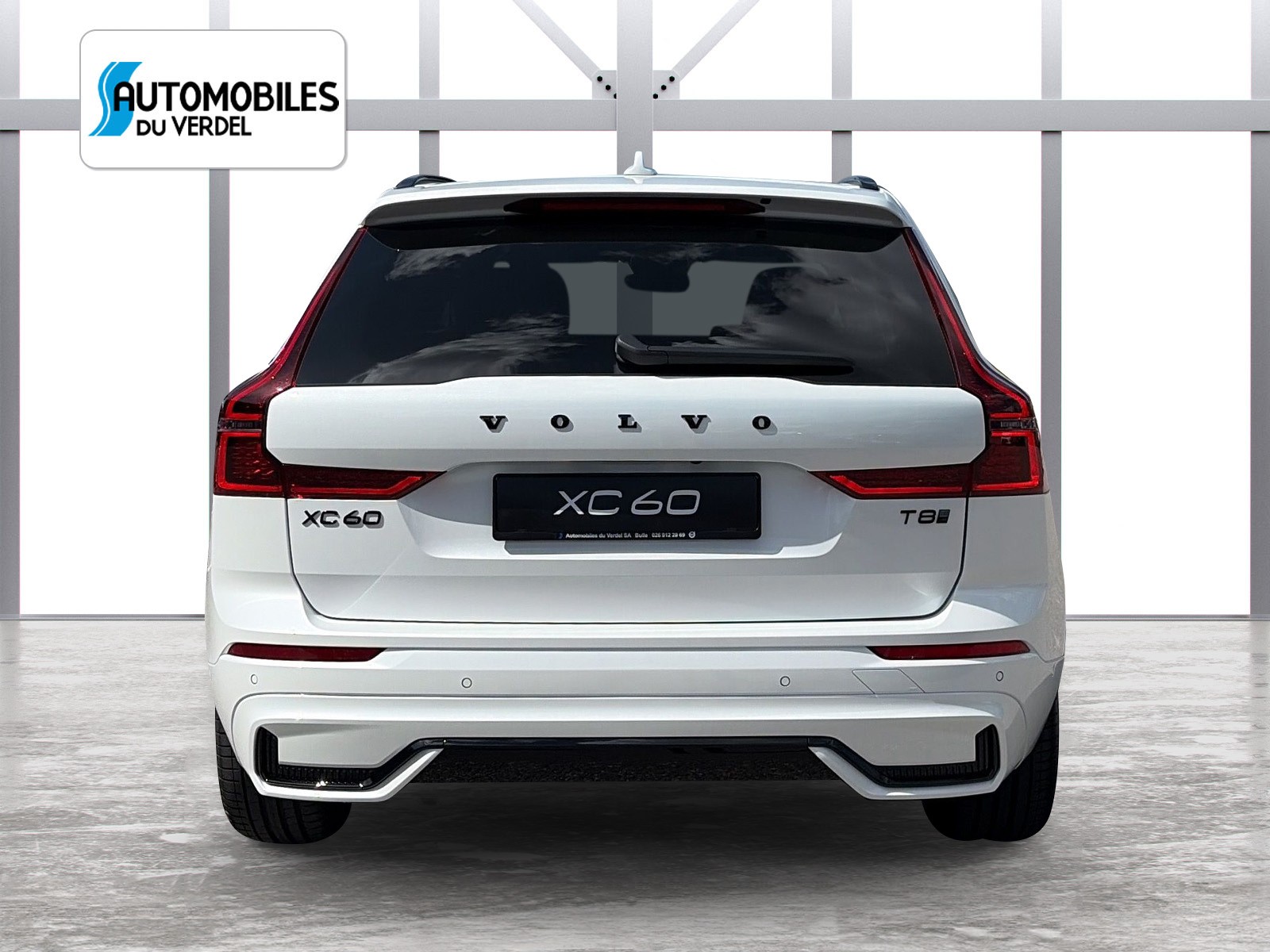 VOLVO XC60 2.0 T8 TE Black Edition eAWD-image-3