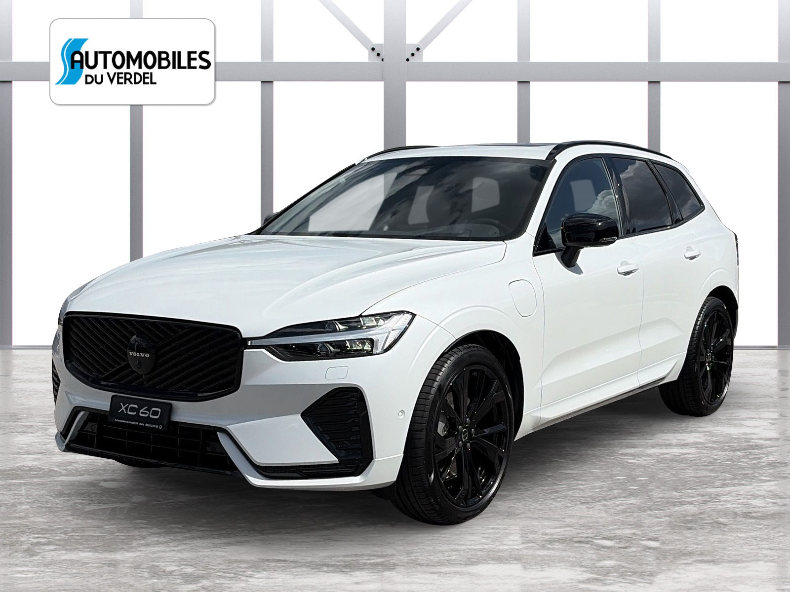 VOLVO XC60 2.0 T8 TE Black Edition eAWD-image-0