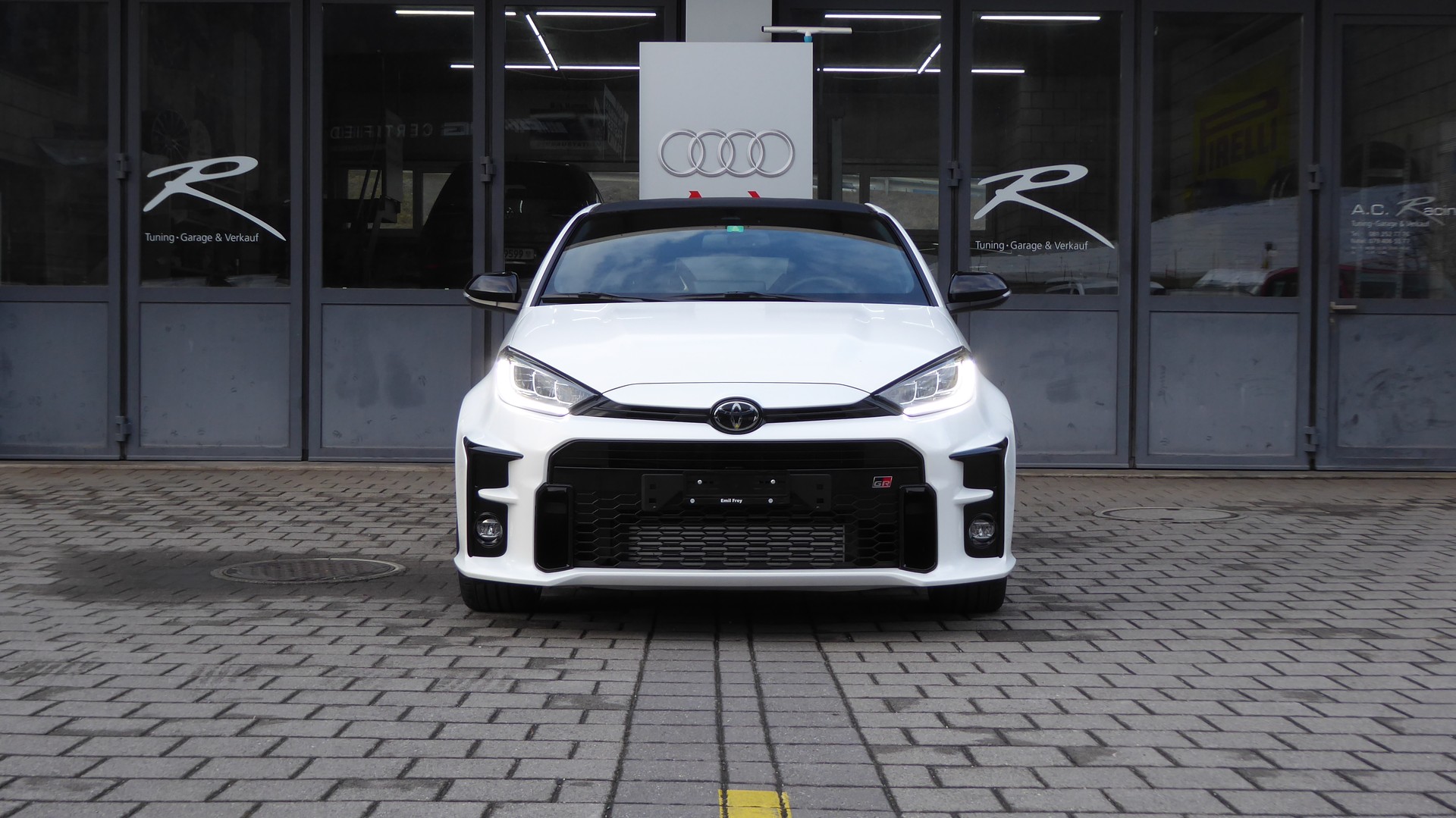 TOYOTA Yaris 1.6 GR Sport
