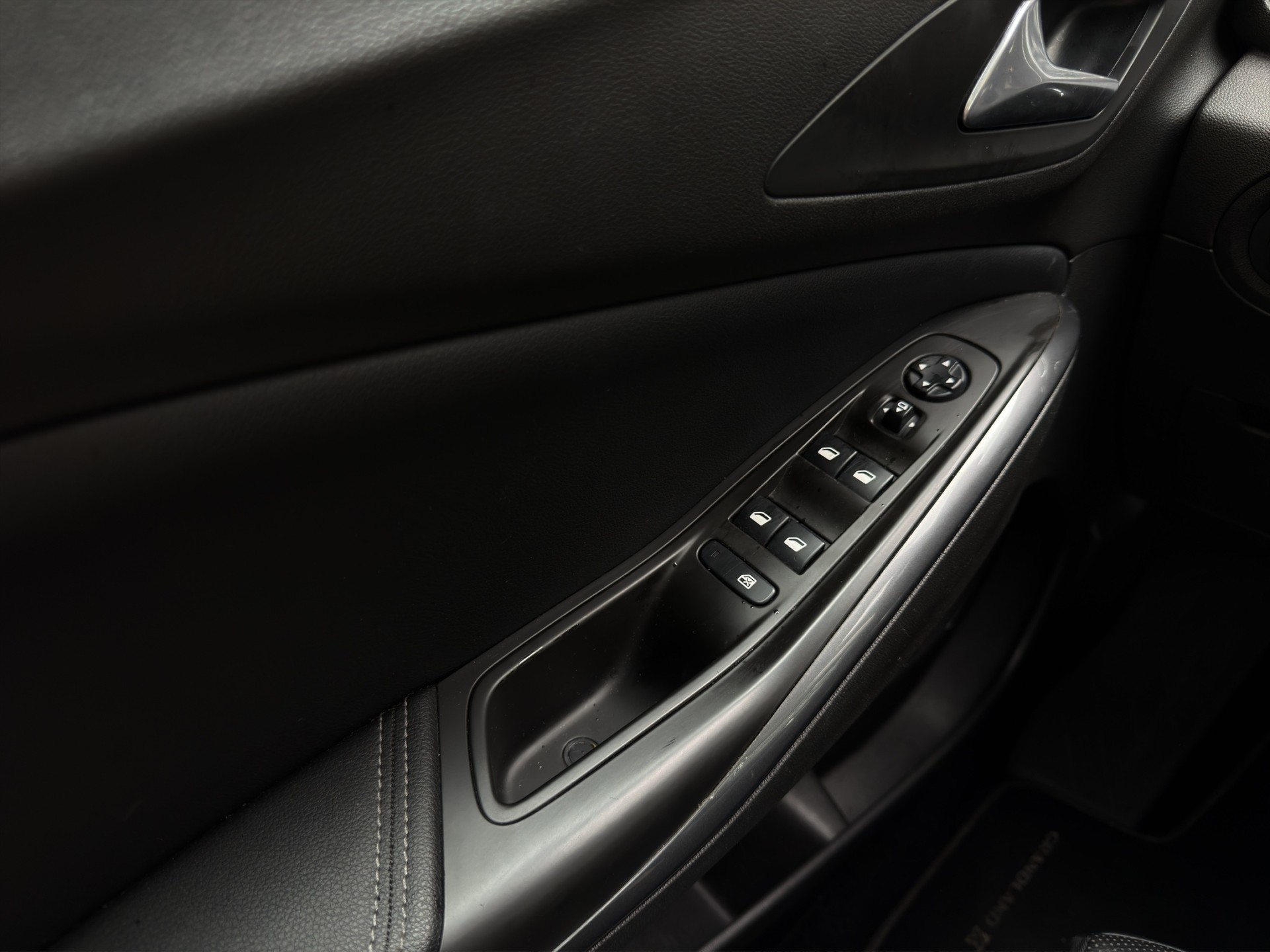 OPEL Grandland X 2.0CDTi Ultimate Automatik-image-9