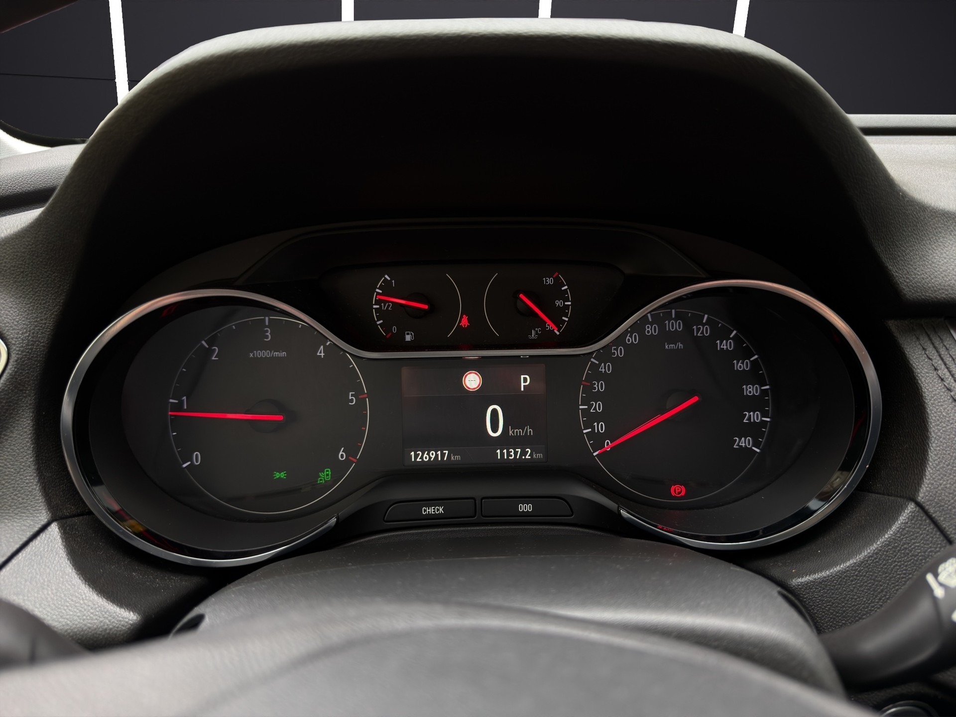 OPEL Grandland X 2.0CDTi Ultimate Automatik-image-10