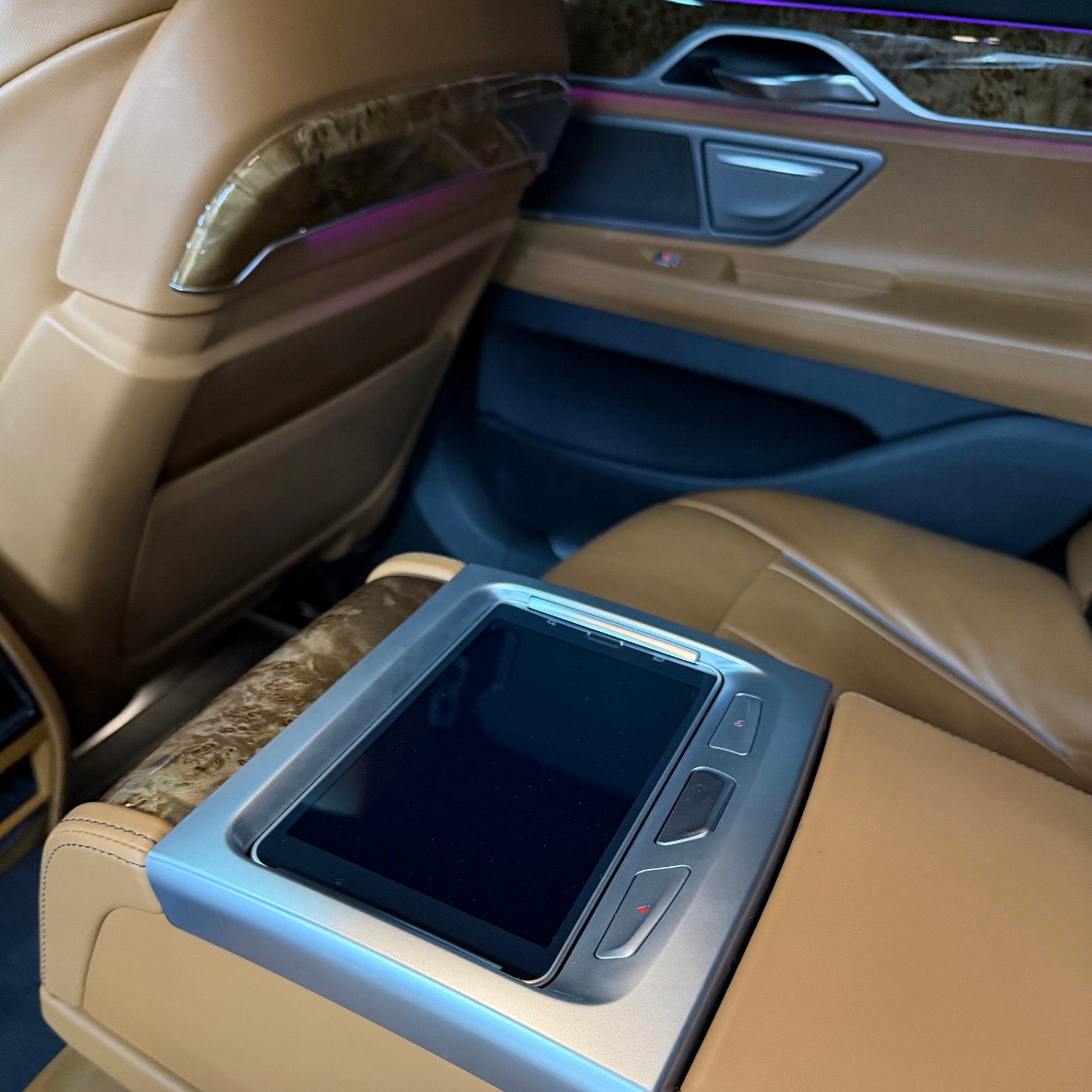 BMW 730d xDrive Steptronic-image-12