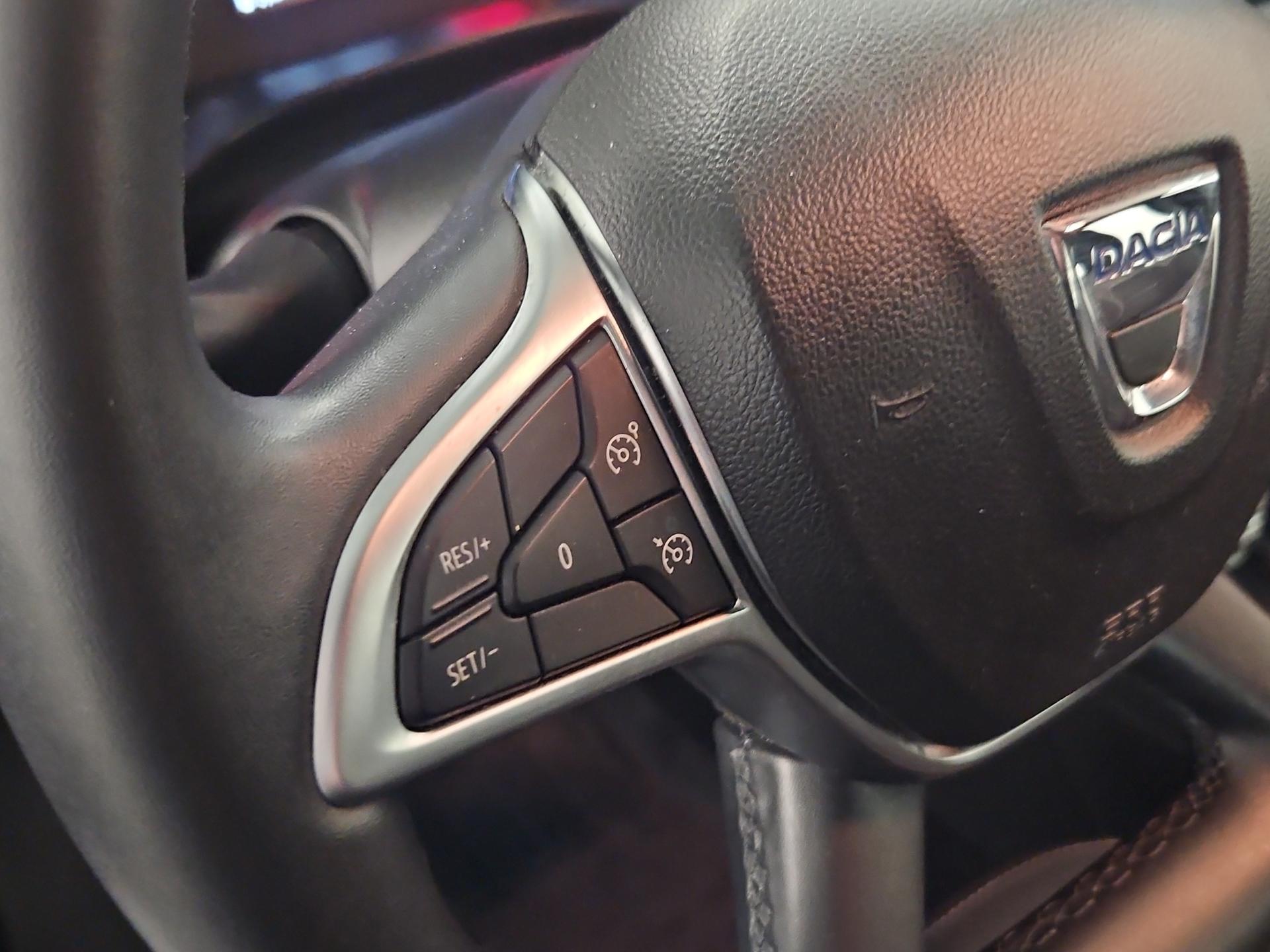 DACIA Sandero TCe 90 Comfort CVT-image-19