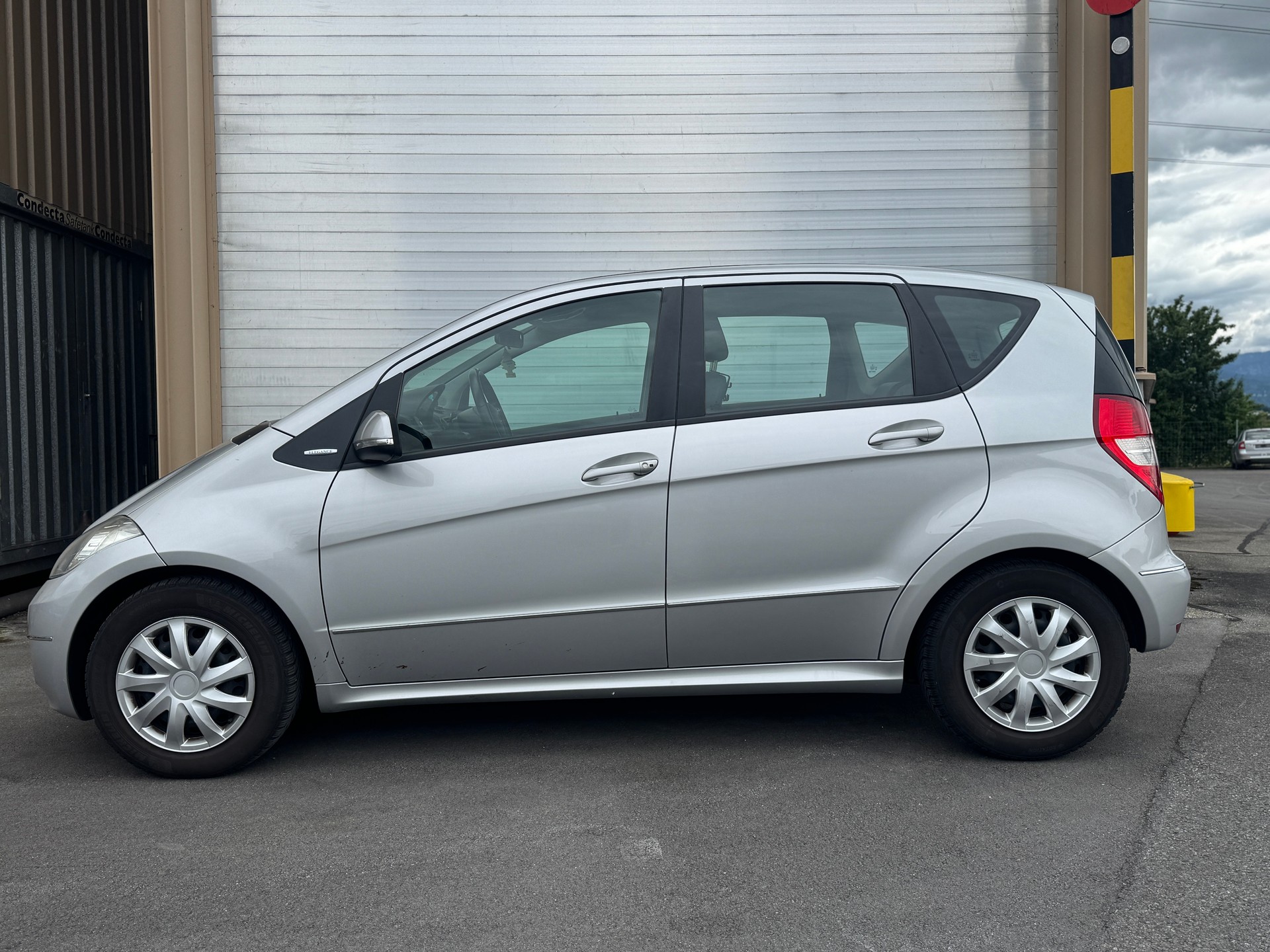 MERCEDES-BENZ A 170 Classic Edition A-image-2