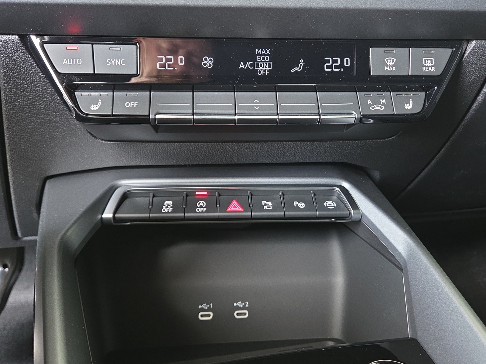 AUDI A3 Sportback TFSI 110 kW Attraction S tronic-image-10