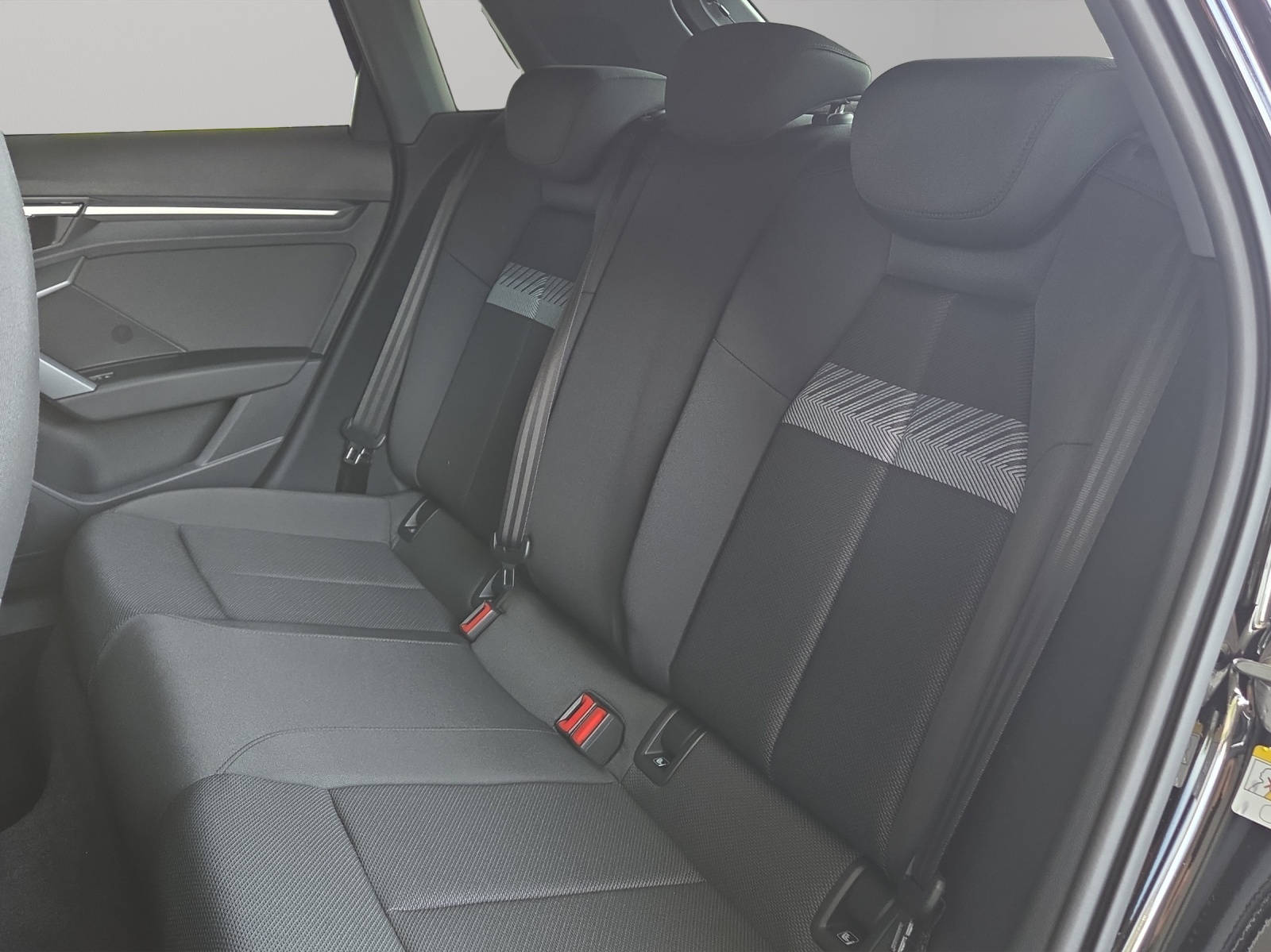 AUDI A3 Sportback TFSI 110 kW Attraction S tronic-image-8