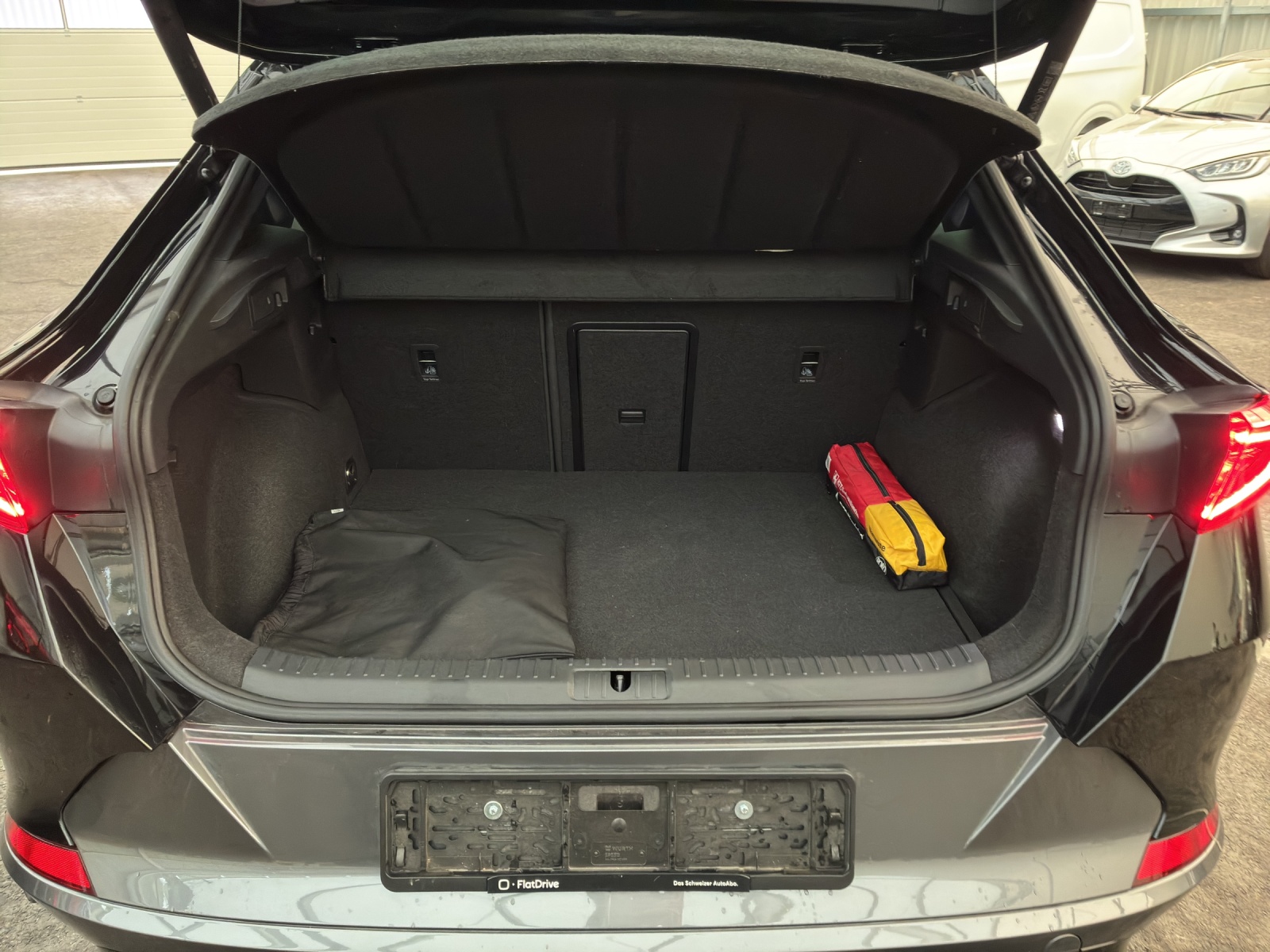 CUPRA Formentor 1.4 e-HYBRID pHEV VZ DSG - Anhängekupplung - Rückfahrkamera-image-9