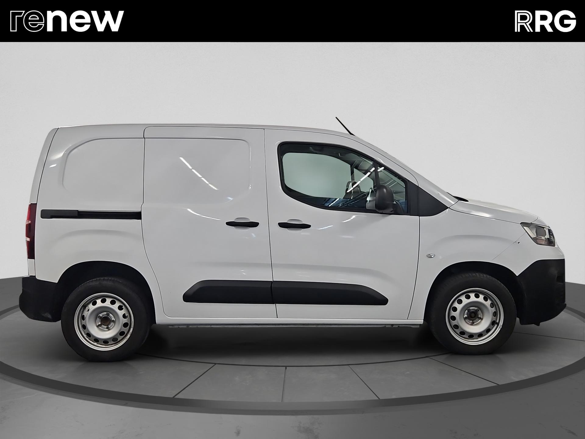 FIAT Doblo 1.5 BlueHDi L1 1000kg Pro A-image-1