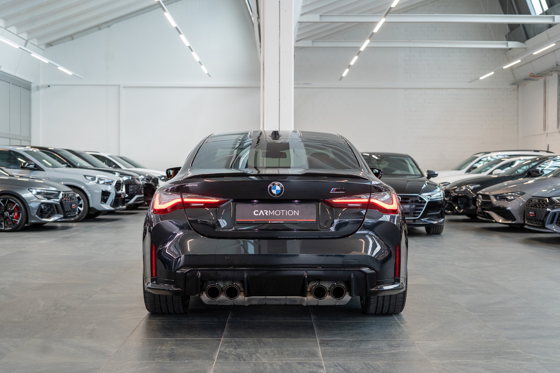 BMW M4 Competition xDrive Coupé / M Carbon Schalensitze / Keramik Bremsanlage / Head-Up Display-image-4
