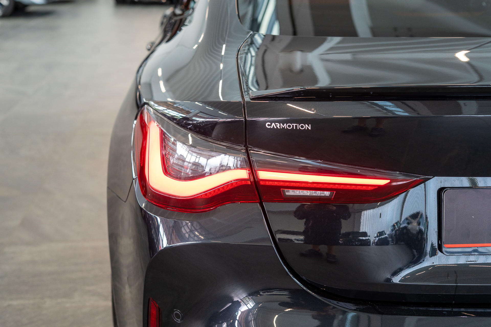 BMW M4 Competition xDrive Coupé / M Carbon Schalensitze / Keramik Bremsanlage / Head-Up Display-image-25