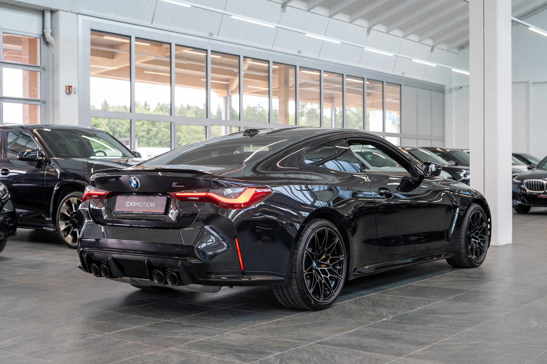 BMW M4 Competition xDrive Coupé / M Carbon Schalensitze / Keramik Bremsanlage / Head-Up Display-image-3