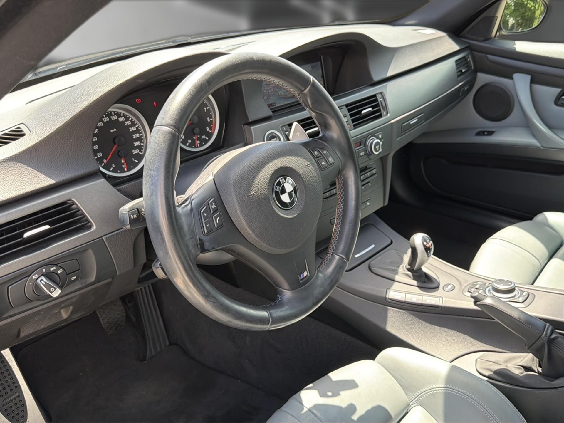 BMW M3 Coupé DSG-image-10