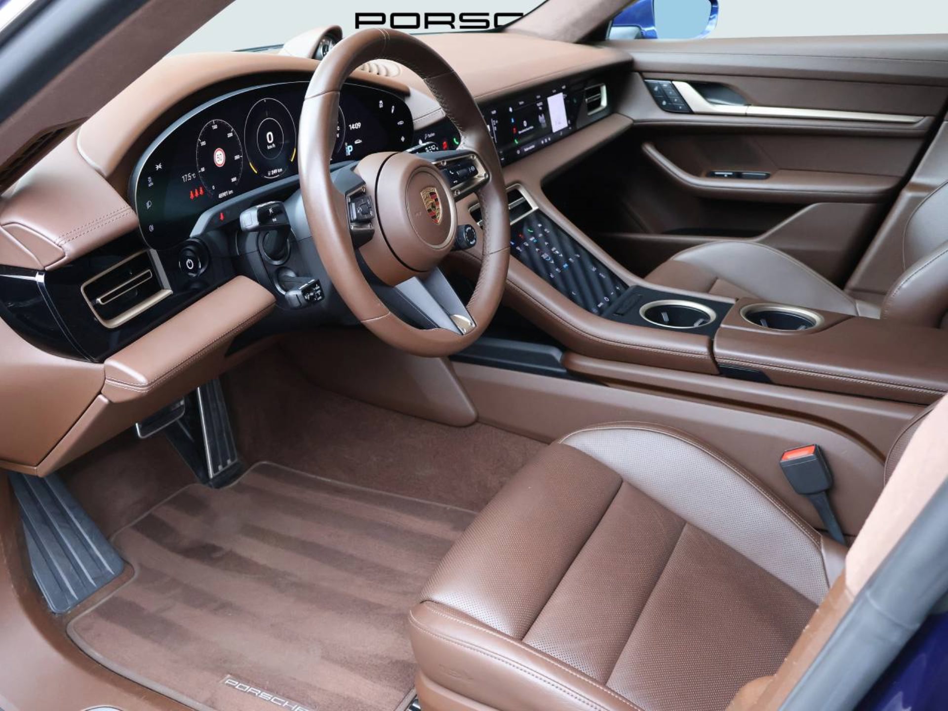 PORSCHE Taycan Turbo Cross Turismo-image-3