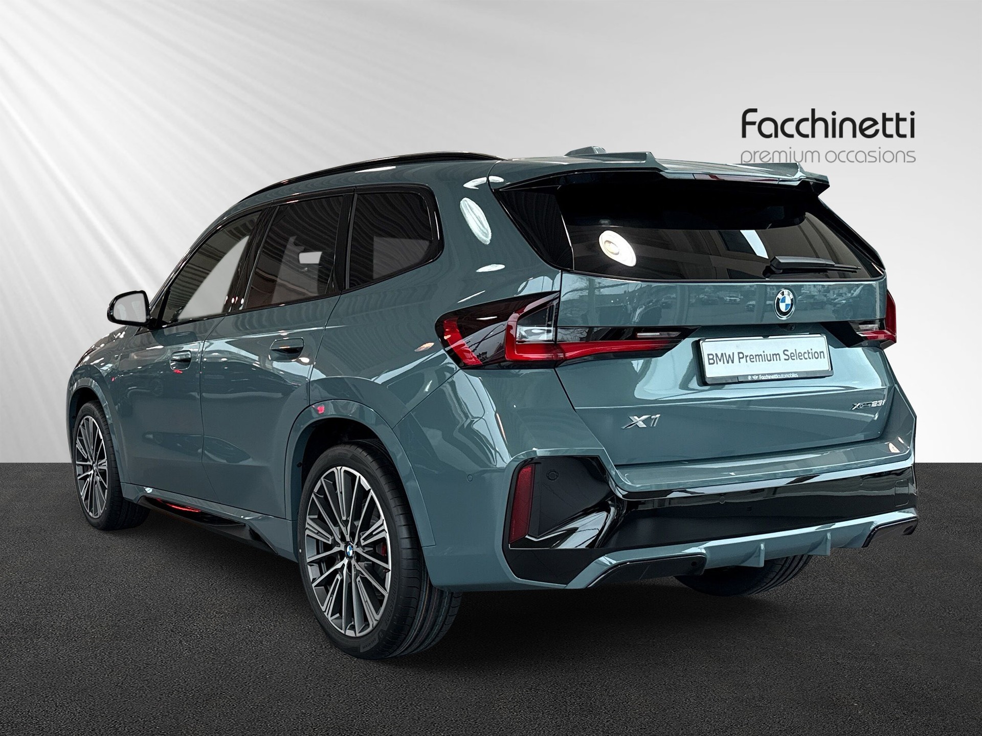 BMW X1 xDrive 23i 48V M Sport Pro-image-2