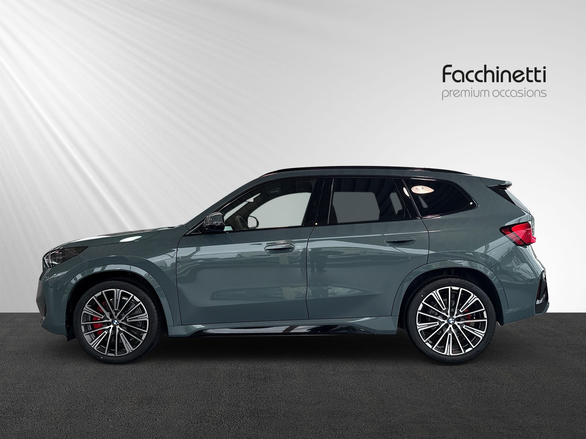 BMW X1 xDrive 23i 48V M Sport Pro-image-1