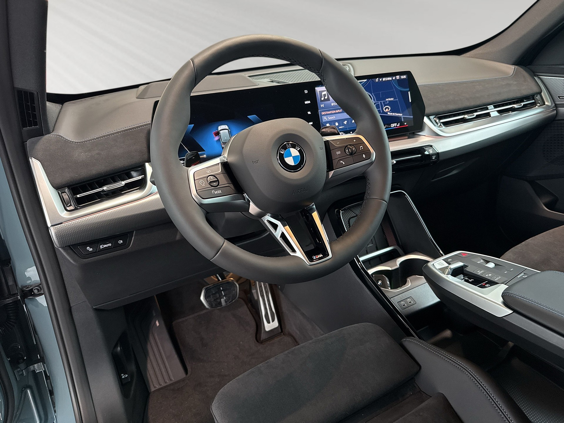 BMW X1 xDrive 23i 48V M Sport Pro-image-3