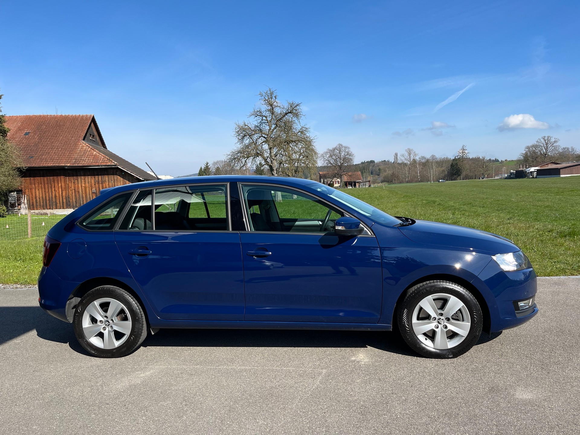 SKODA Rapid Spaceback 1.0 TSI Ambition-image-1