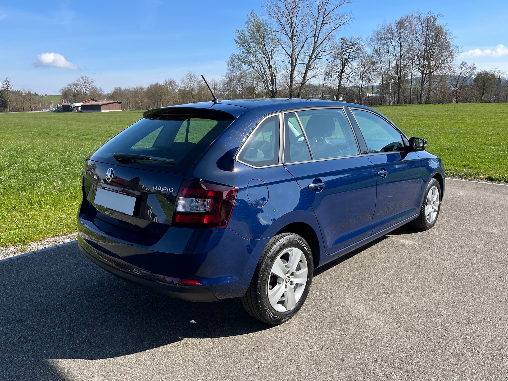 SKODA Rapid Spaceback 1.0 TSI Ambition-image-2