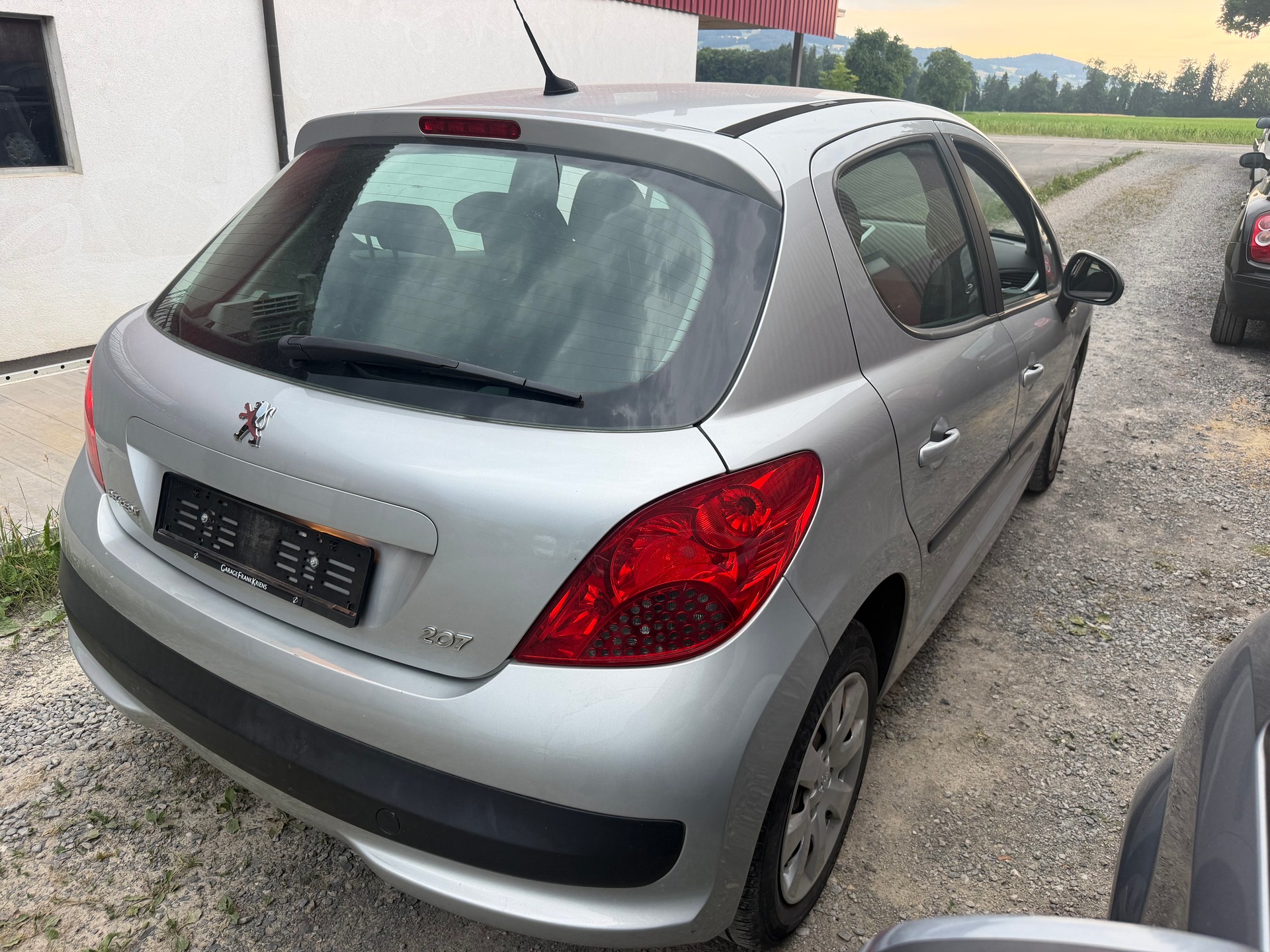 PEUGEOT 207-image-4