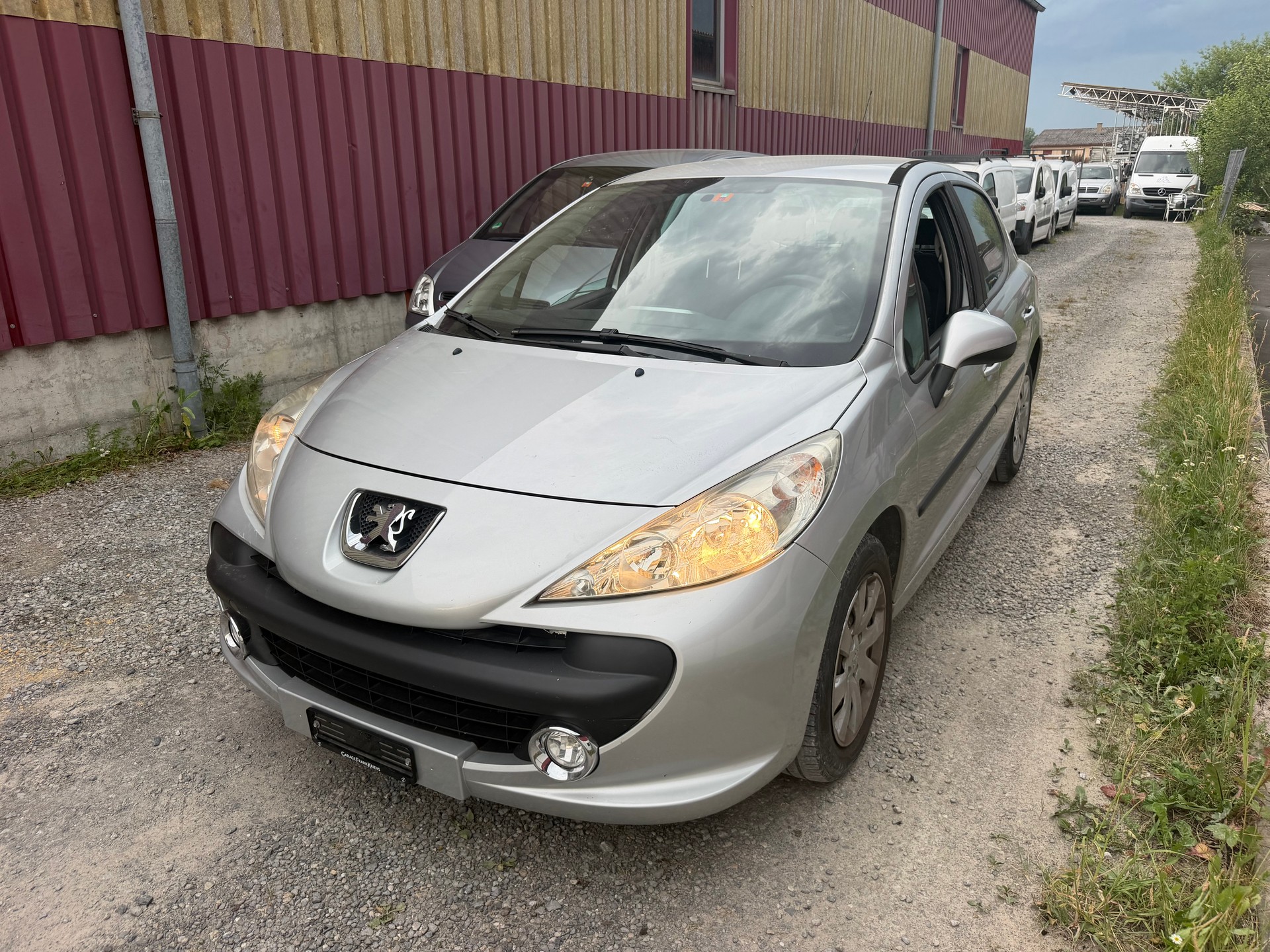 PEUGEOT 207-image-0