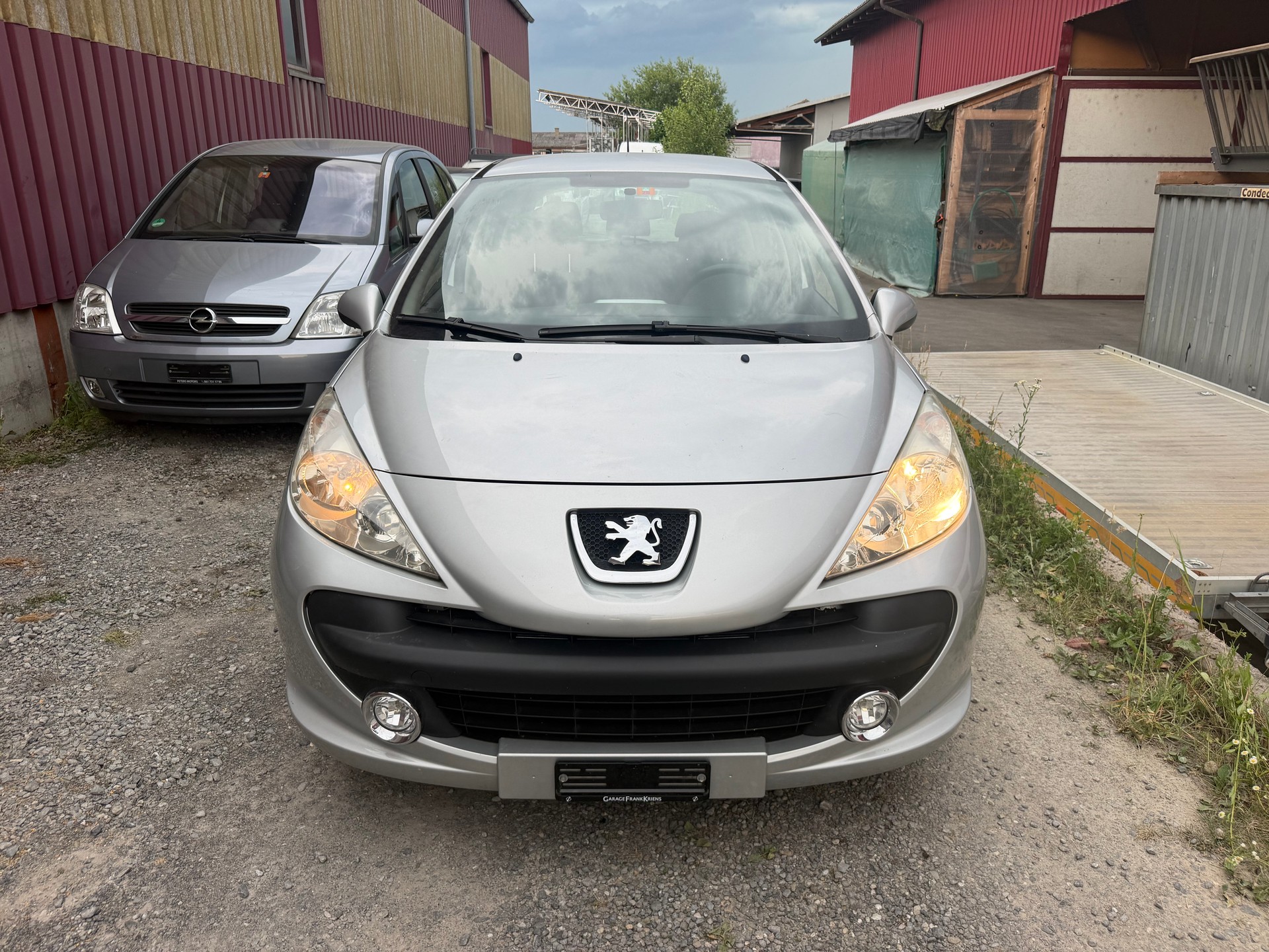PEUGEOT 207-image-2