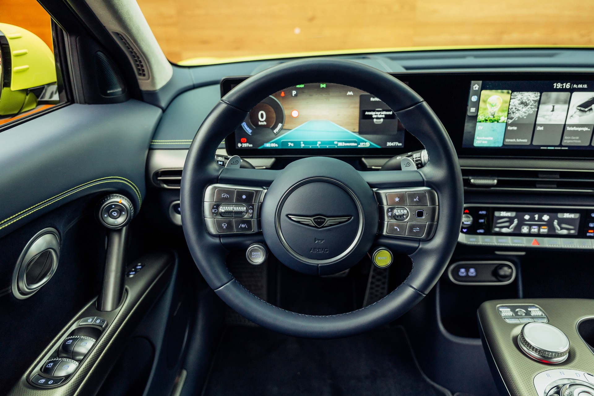 GENESIS GV60 77.4 kWh Sport Plus AWD-image-17