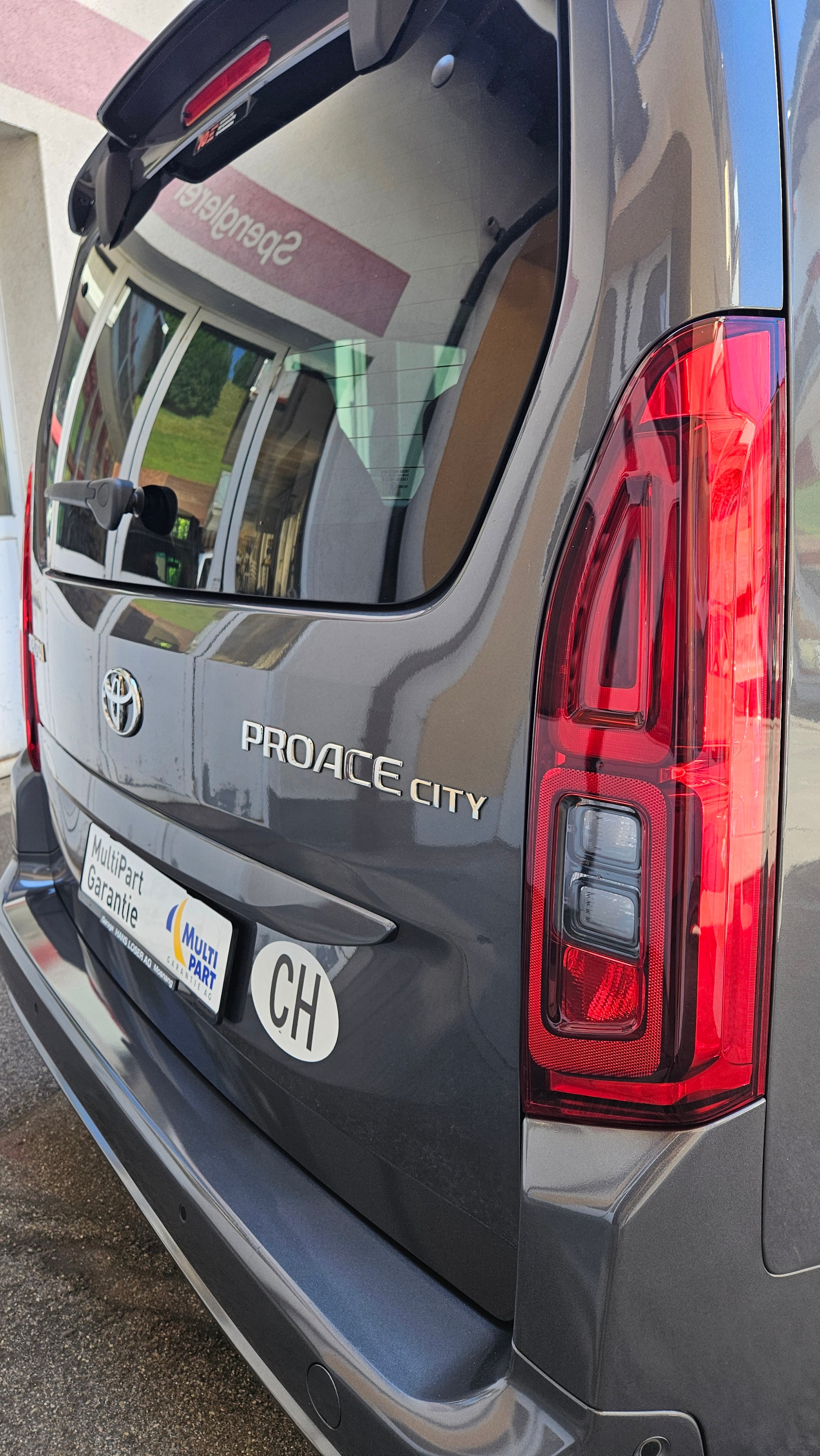 TOYOTA Proace City Verso 1.5 Trend Long Automatik-image-7