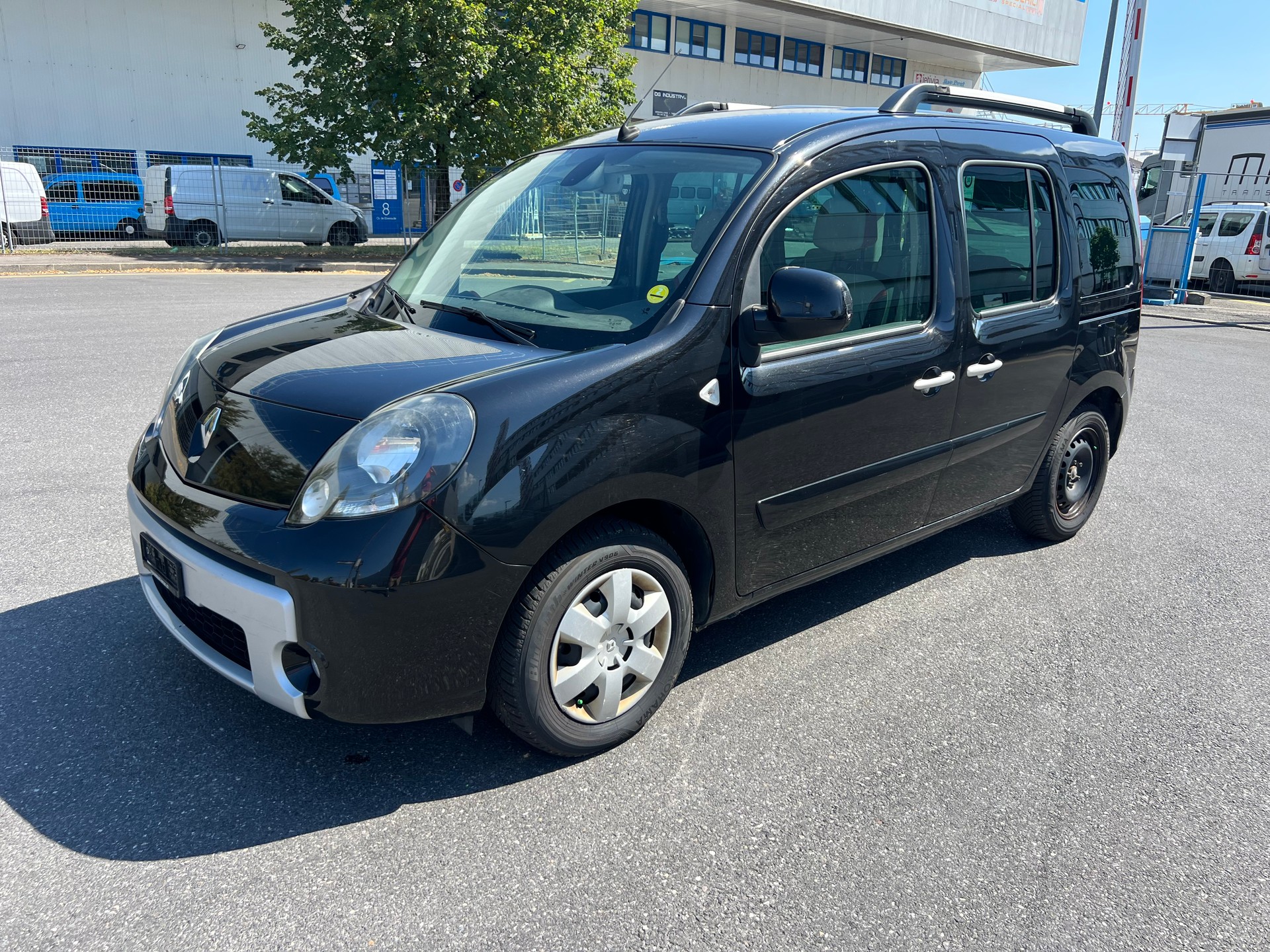 RENAULT Kangoo 1.5 dCi Dynamique-image-0