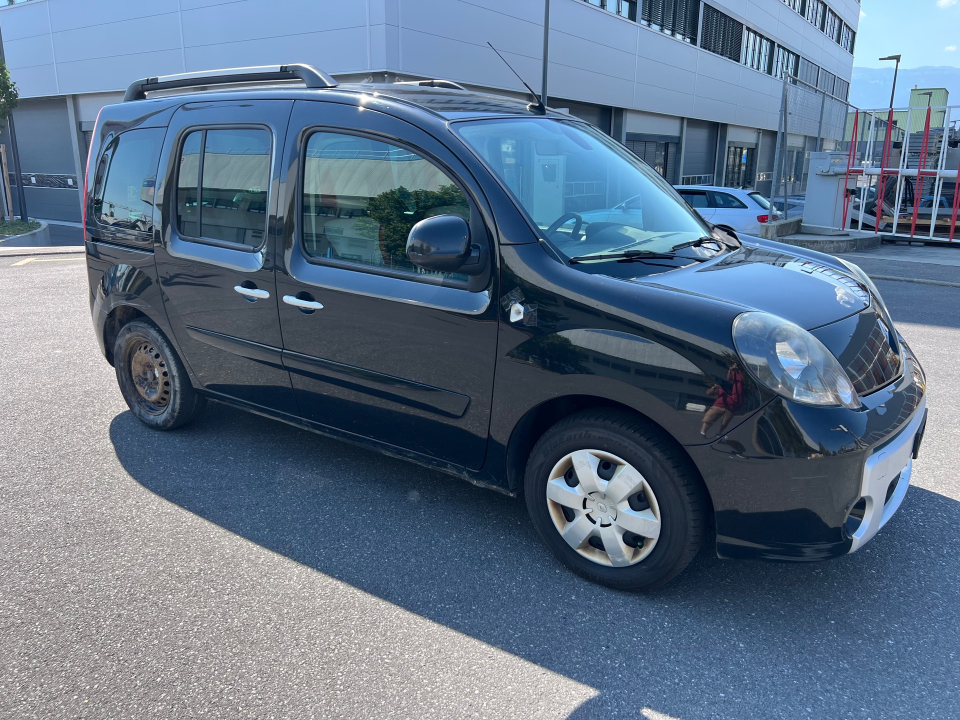RENAULT Kangoo 1.5 dCi Dynamique-image-7