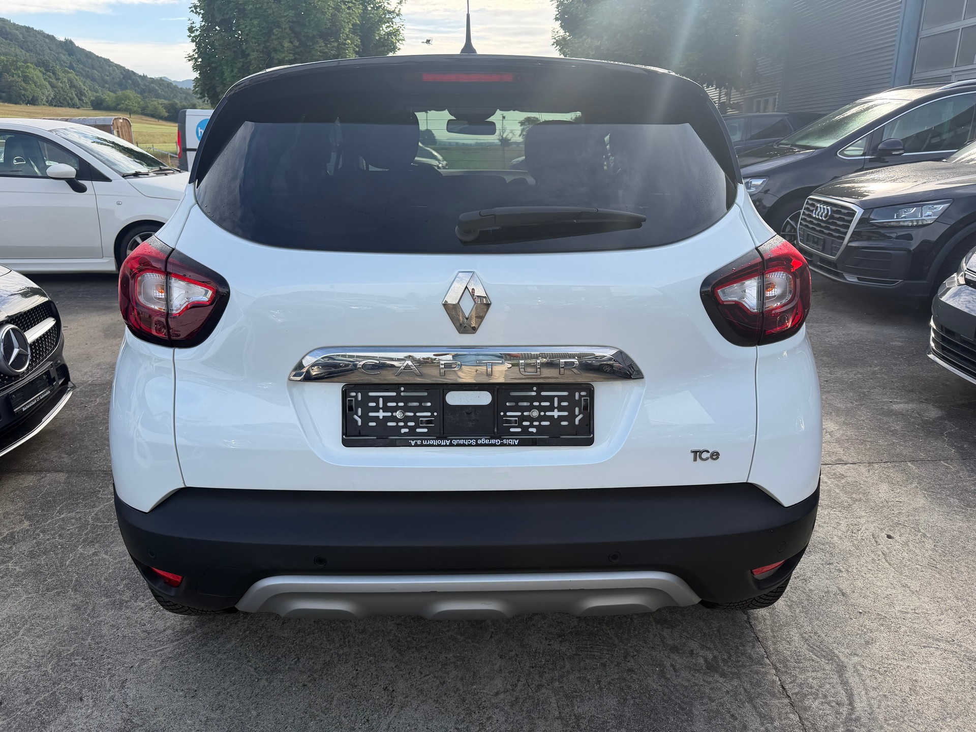 RENAULT Captur 1.2 T 16V Editione One-image-8