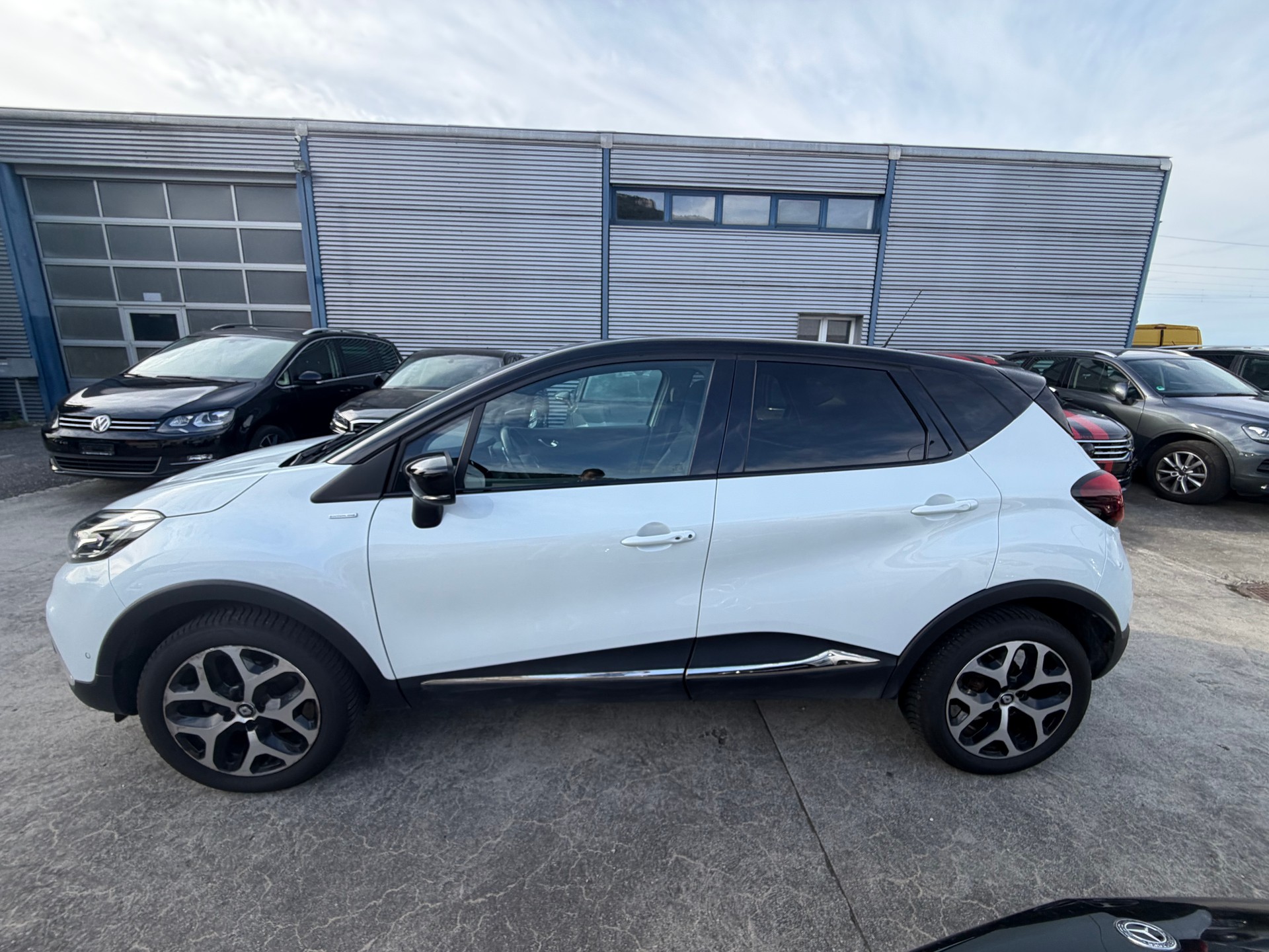 RENAULT Captur 1.2 T 16V Editione One-image-6