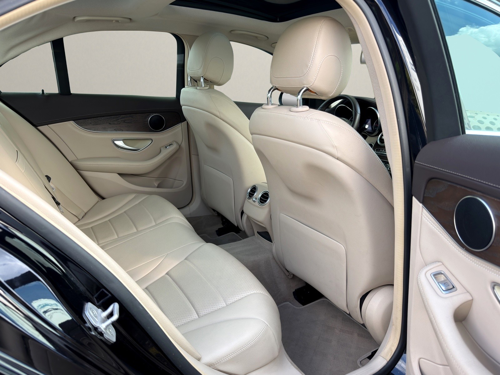 MERCEDES-BENZ C 220 BlueTEC Avantgarde 7G-Tronic-image-12