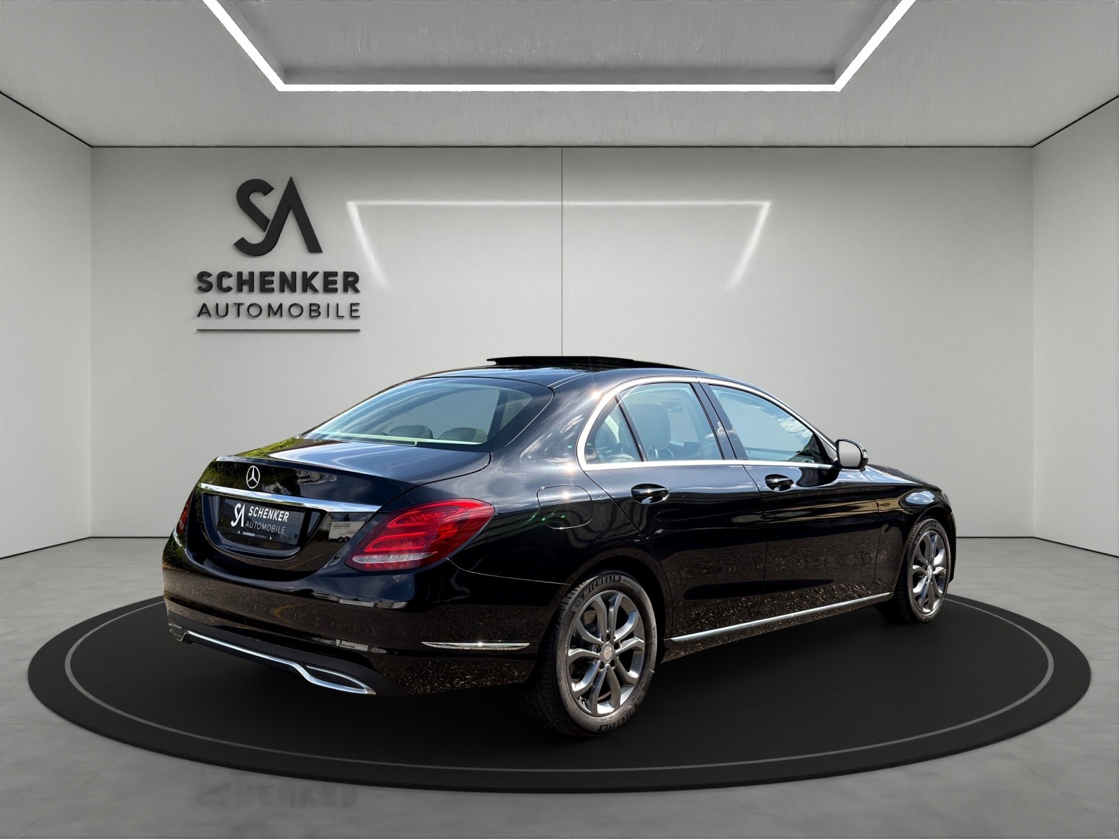 MERCEDES-BENZ C 220 BlueTEC Avantgarde 7G-Tronic-image-4