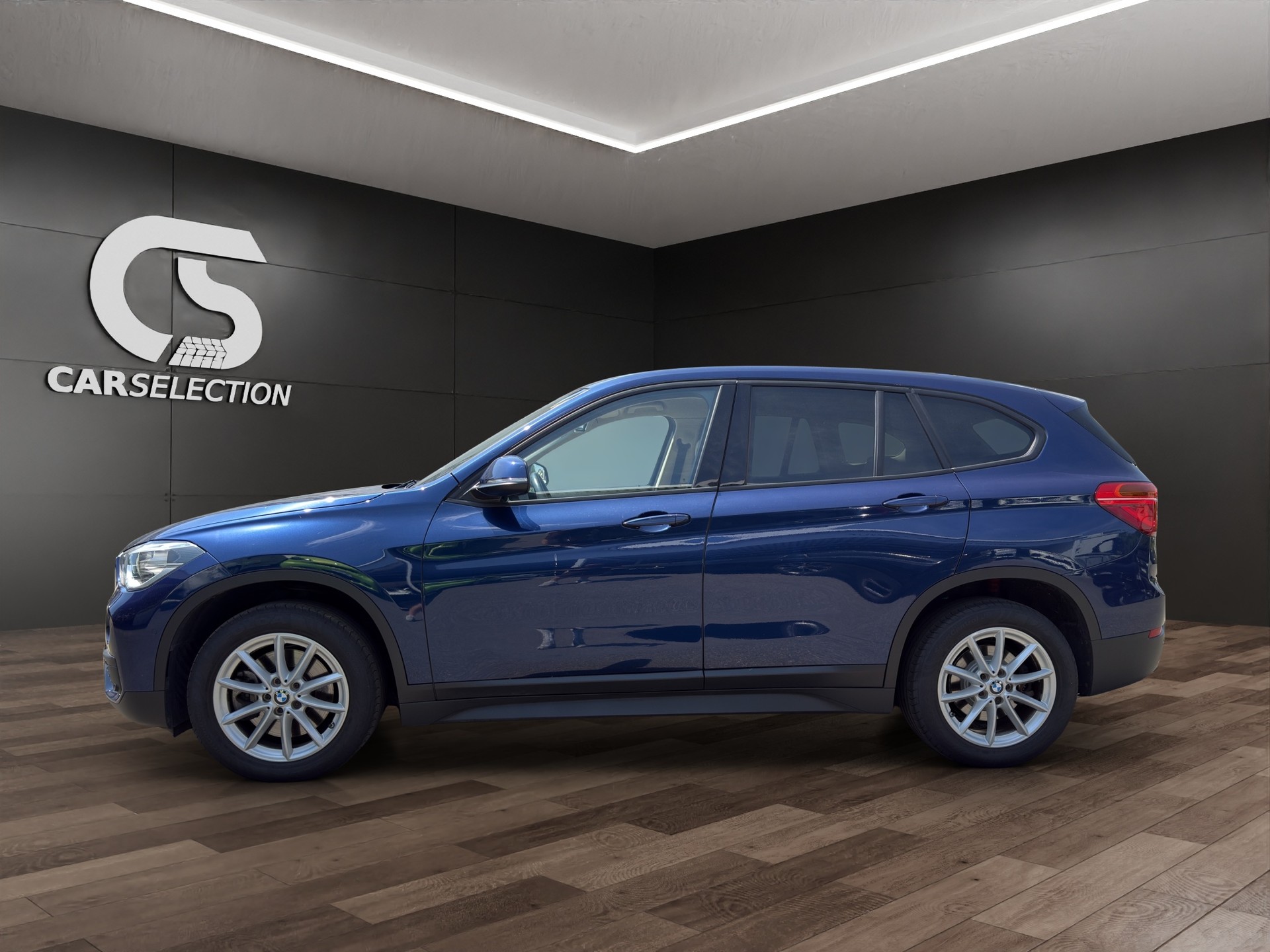 BMW X1 xDrive 20i Sport Line Steptronic-image-1
