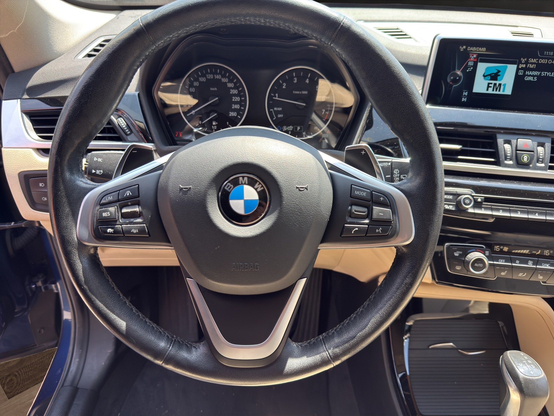 BMW X1 xDrive 20i Sport Line Steptronic-image-8