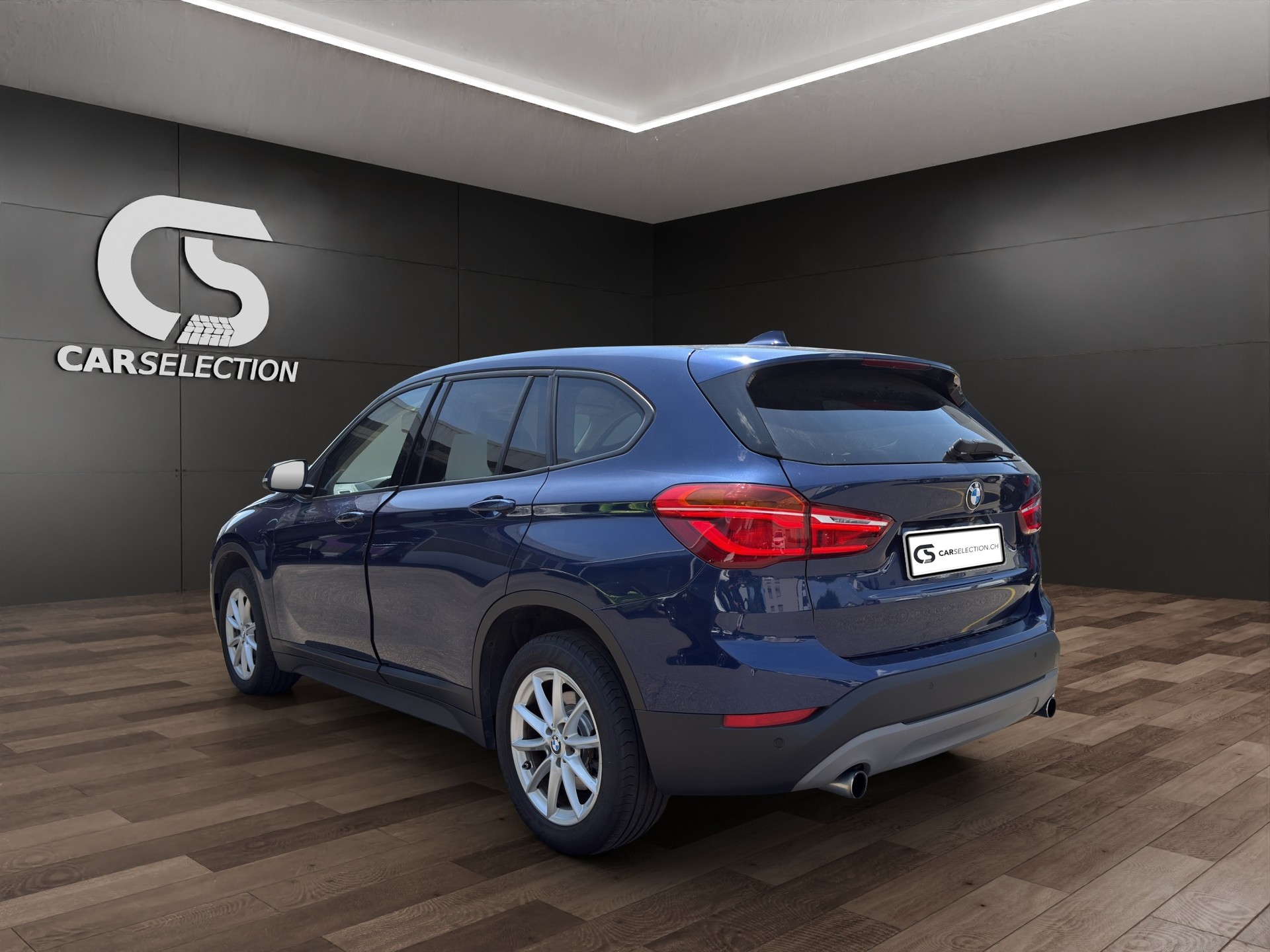 BMW X1 xDrive 20i Sport Line Steptronic-image-2