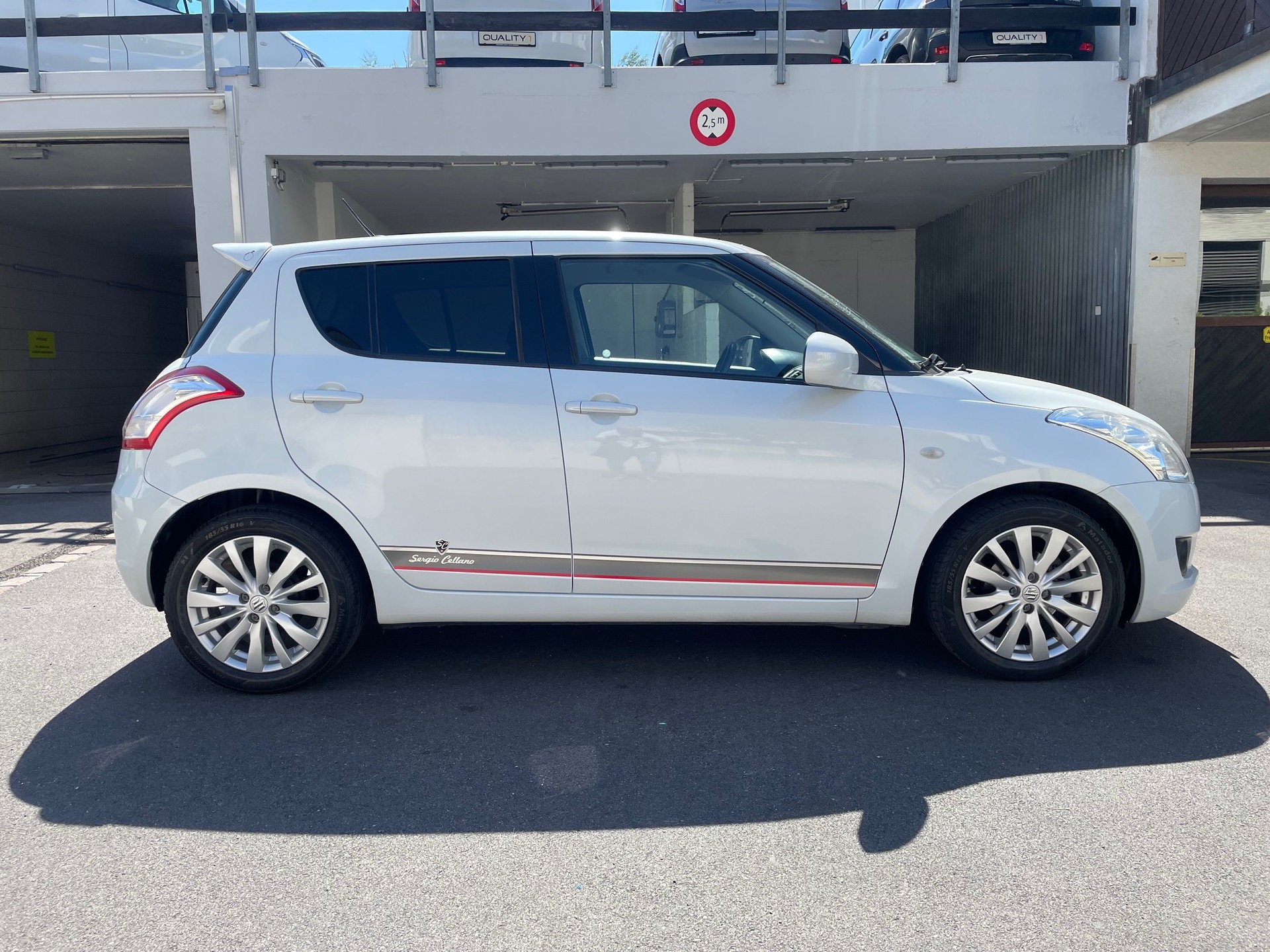 SUZUKI Swift 1.2i 16V GL Sergio Cellano-image-2