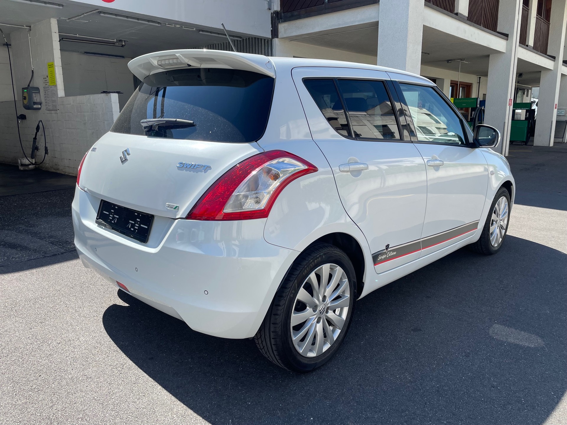 SUZUKI Swift 1.2i 16V GL Sergio Cellano-image-3