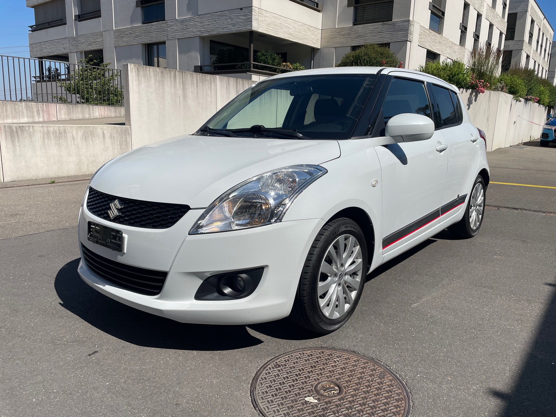 SUZUKI Swift 1.2i 16V GL Sergio Cellano-image-6