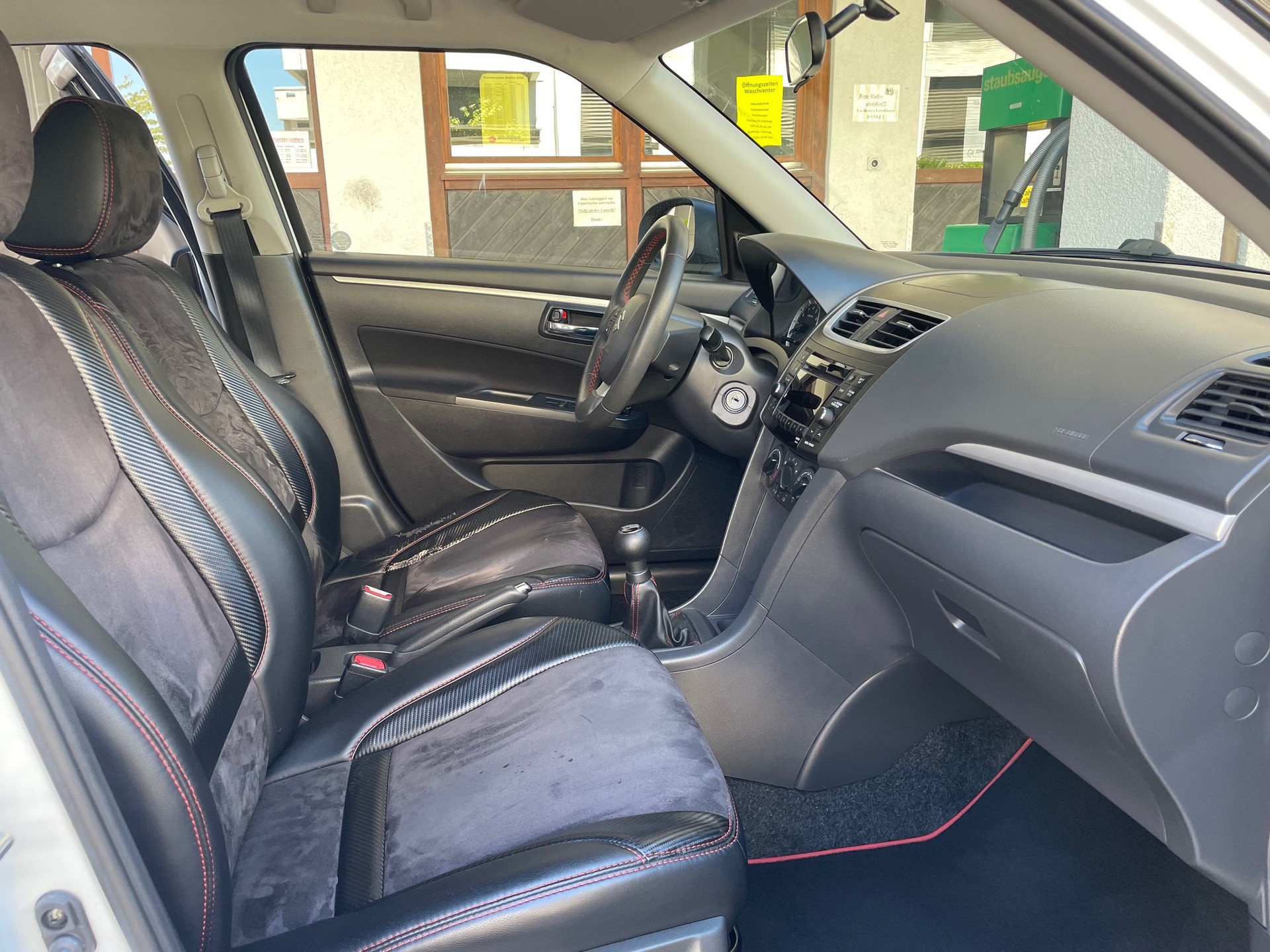 SUZUKI Swift 1.2i 16V GL Sergio Cellano-image-8