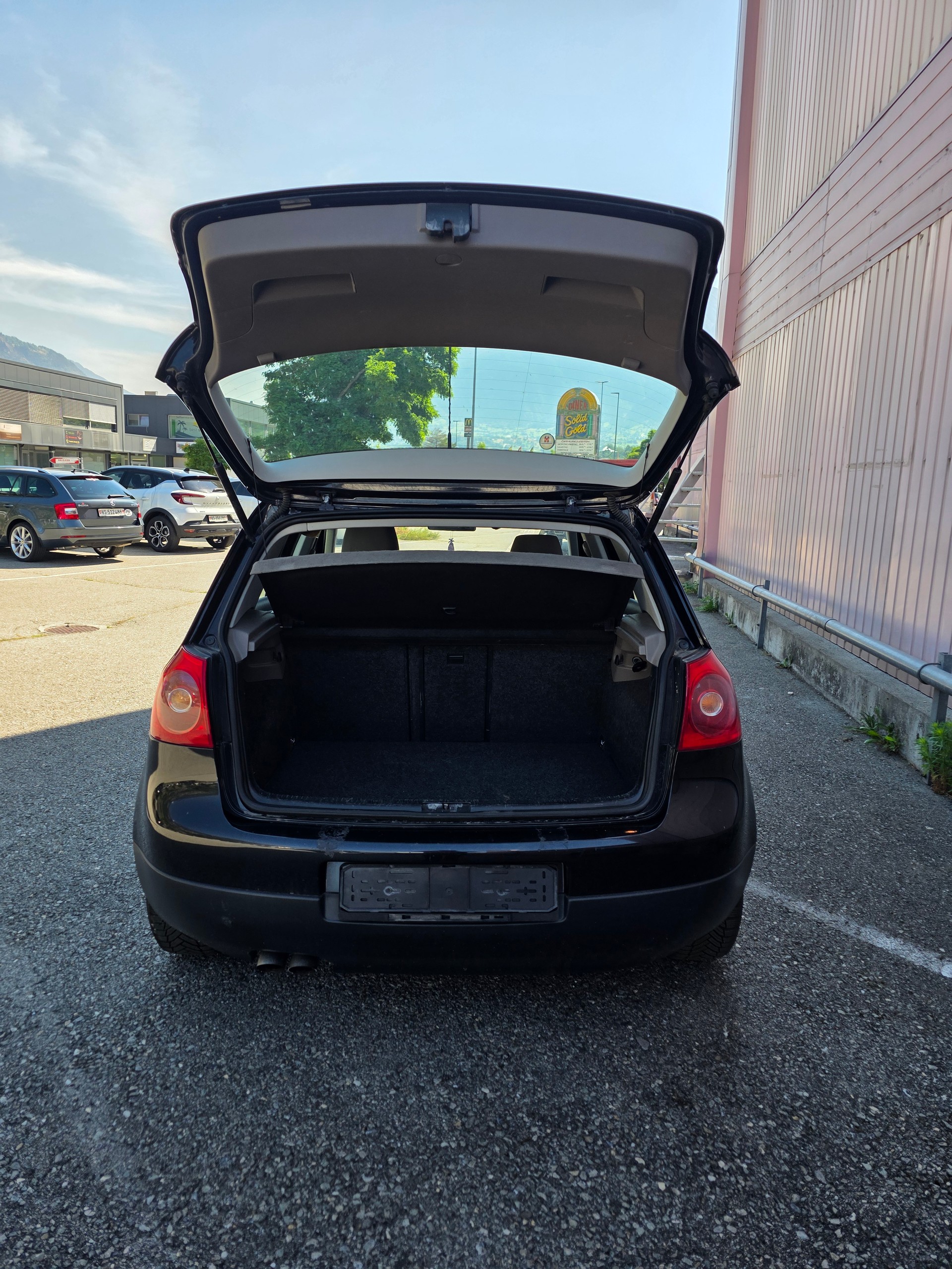 VW Golf 1.9 TDI Leader 4Motion-image-7