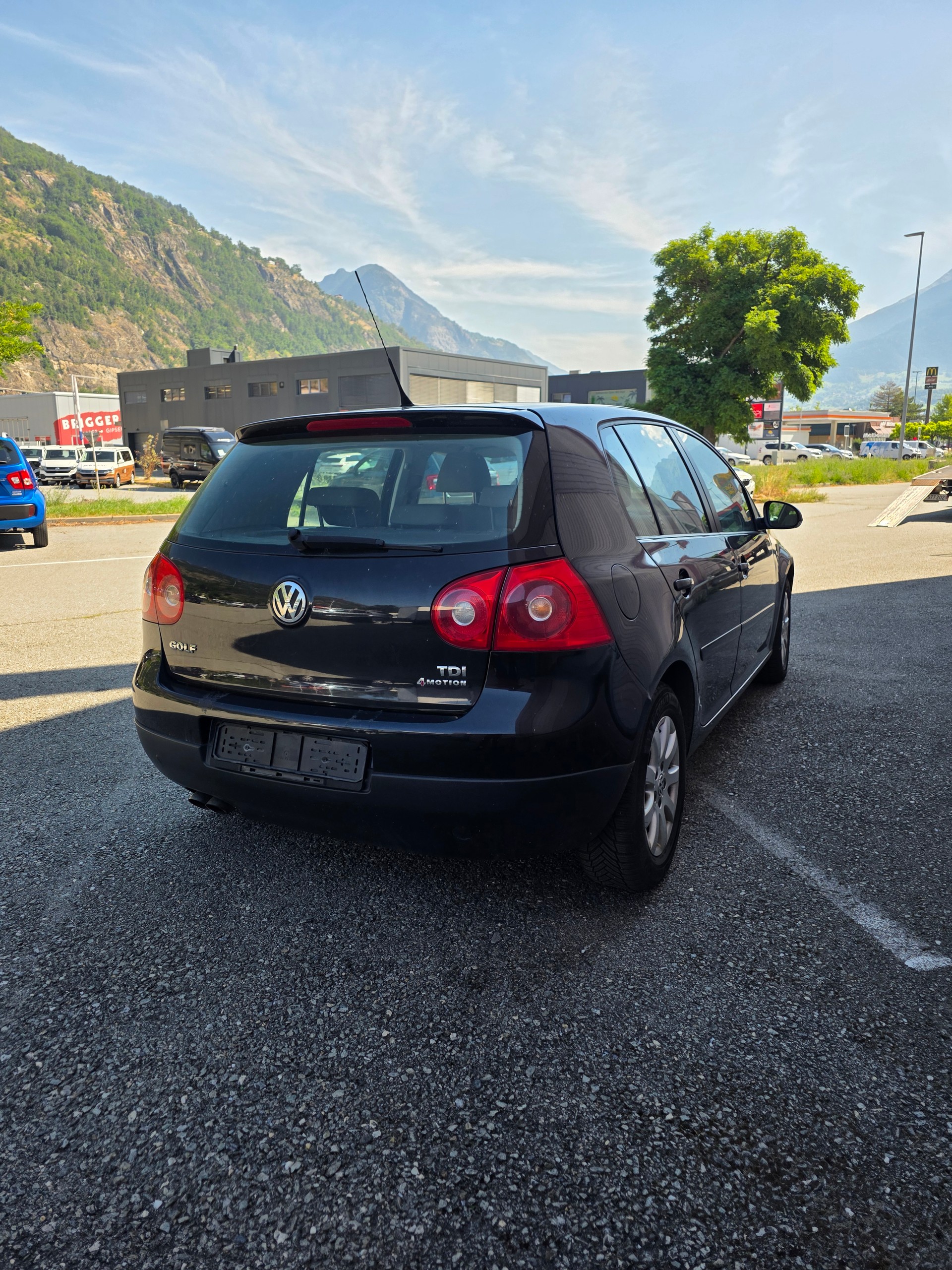 VW Golf 1.9 TDI Leader 4Motion-image-6