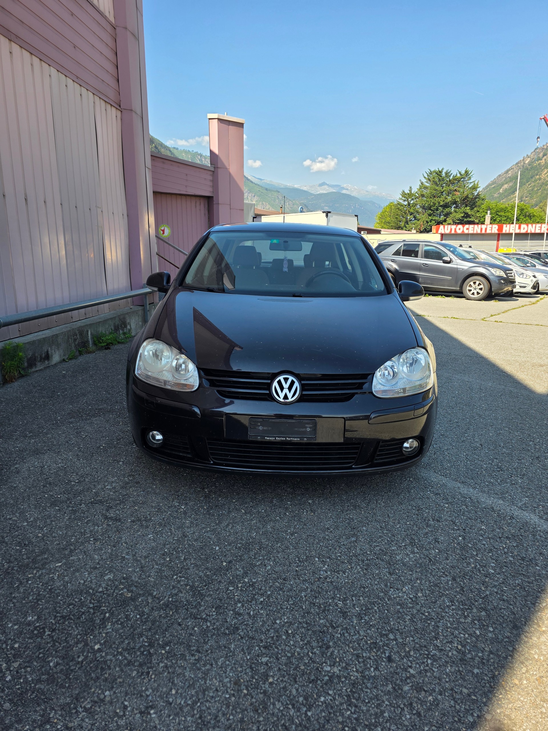 VW Golf 1.9 TDI Leader 4Motion-image-1